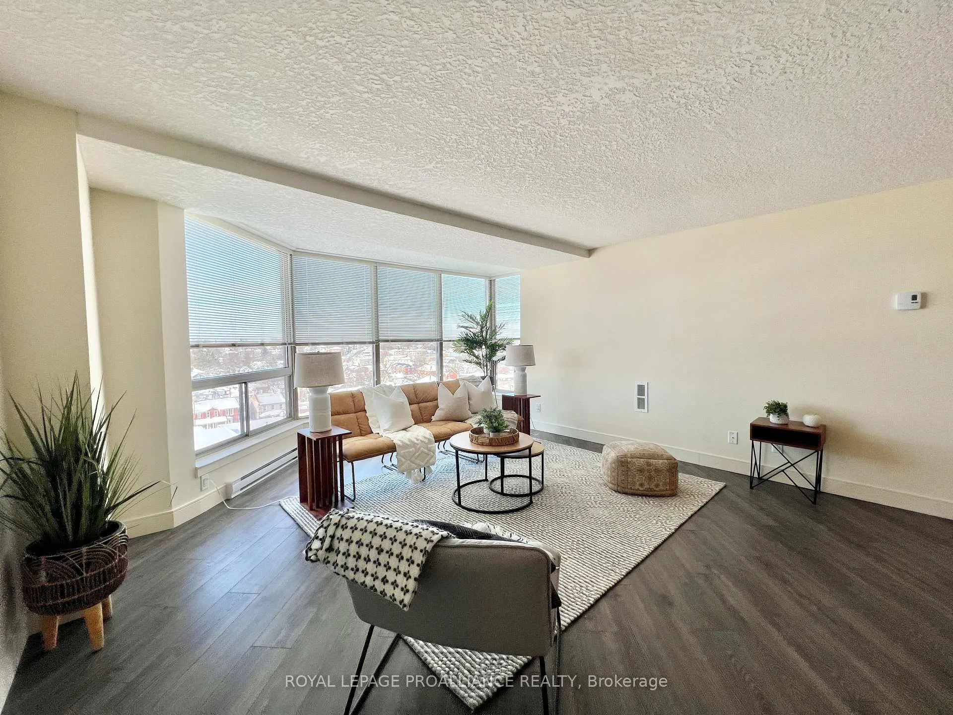 Photo 8 of Unit 1002, 344 Front Street, Belleville, Belleville Ward — HOMEH