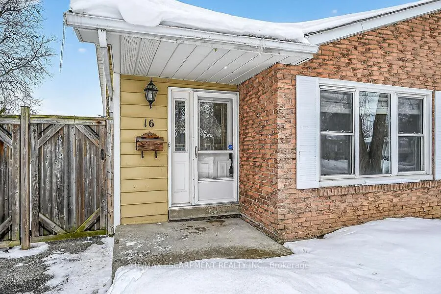 Photo 3 of 16 Golden Orchard Drive, Hamilton, Gourley — HOMEH