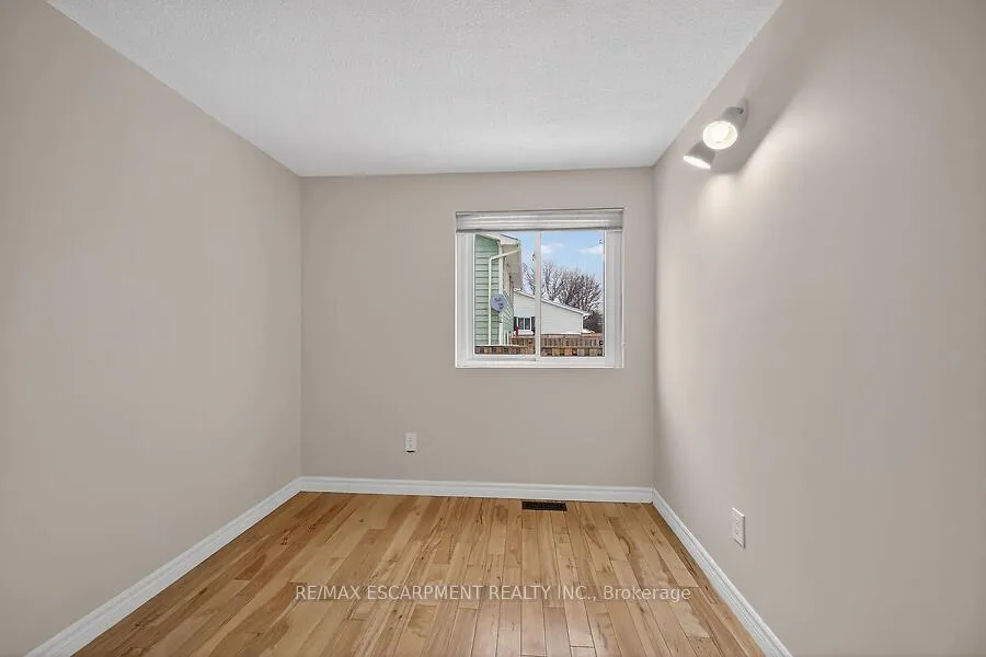 Photo 17 of 16 Golden Orchard Drive, Hamilton, Gourley — HOMEH