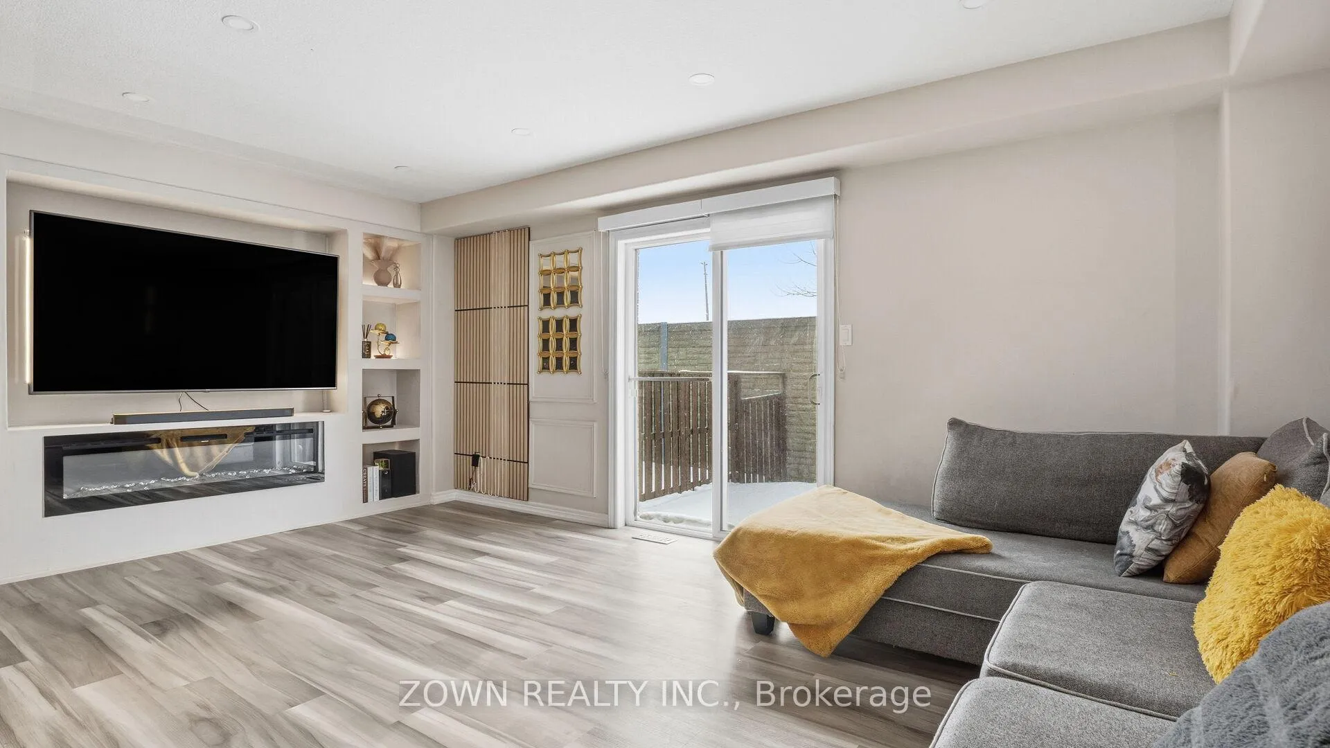 Photo 7 of Unit 42, 242 Upper Mount Albion Road, Hamilton, Stoney Creek Mountain — HOMEH