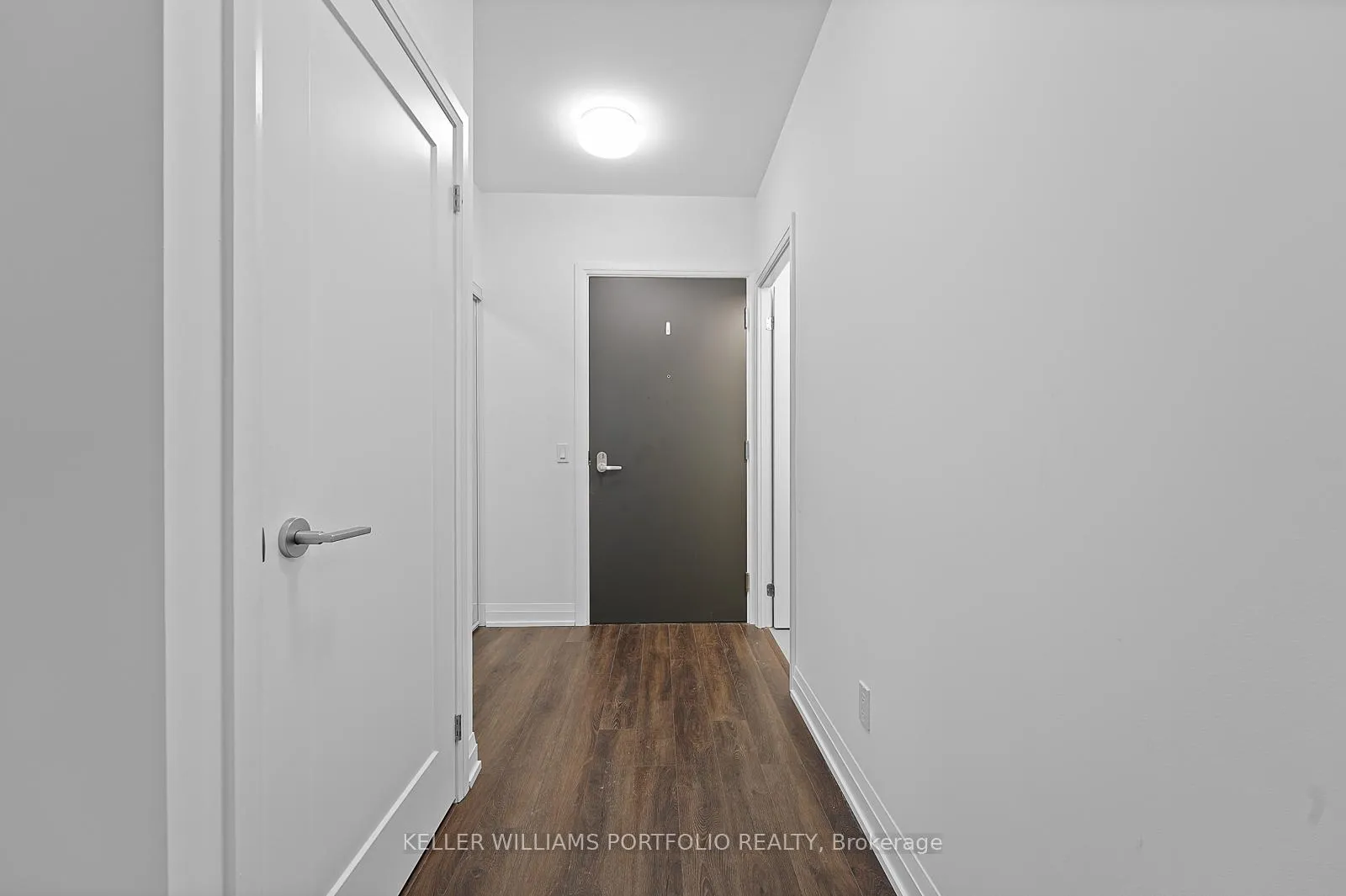 Photo 4 of Unit 615, 286 Main Street, Toronto, East End-Danforth — HOMEH