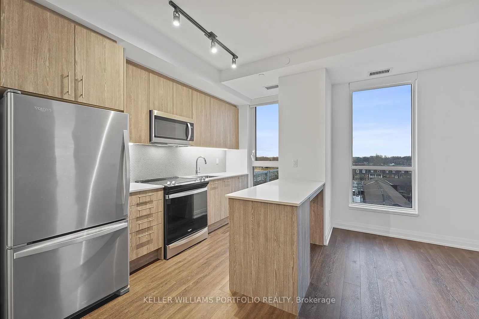 Photo 6 of Unit 615, 286 Main Street, Toronto, East End-Danforth — HOMEH