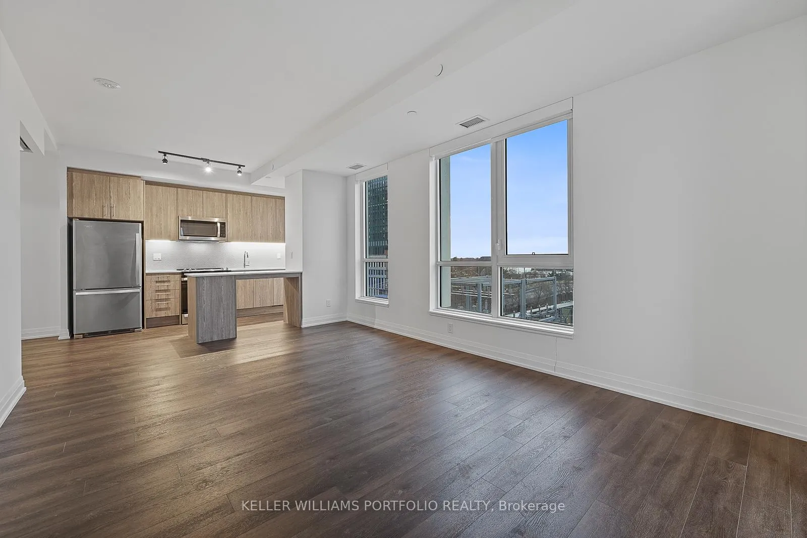 Photo 15 of Unit 615, 286 Main Street, Toronto, East End-Danforth — HOMEH