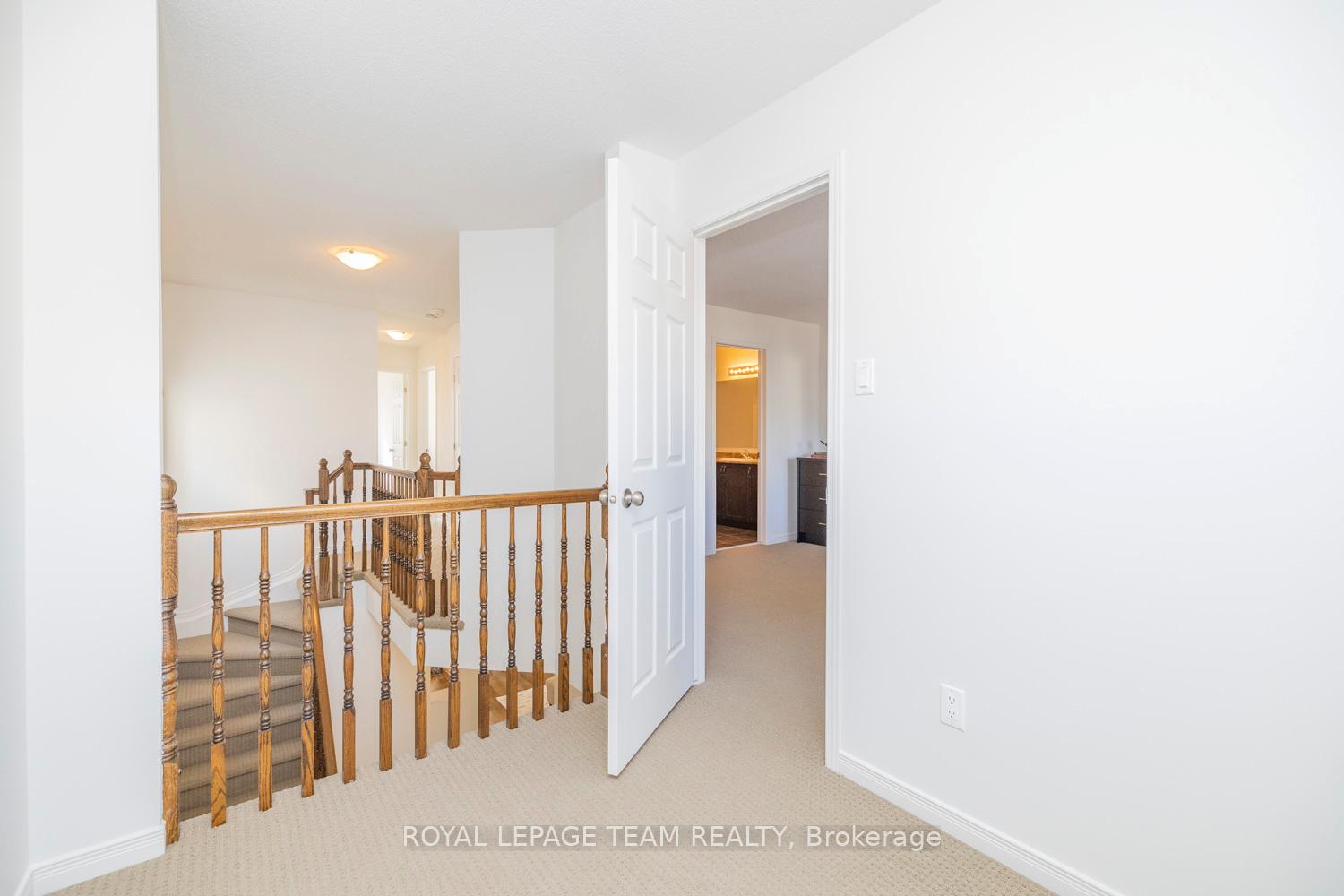 Photo 15 of 209 Macoun Circle, Ottawa, Hunt Club Park/Greenboro — HOMEH