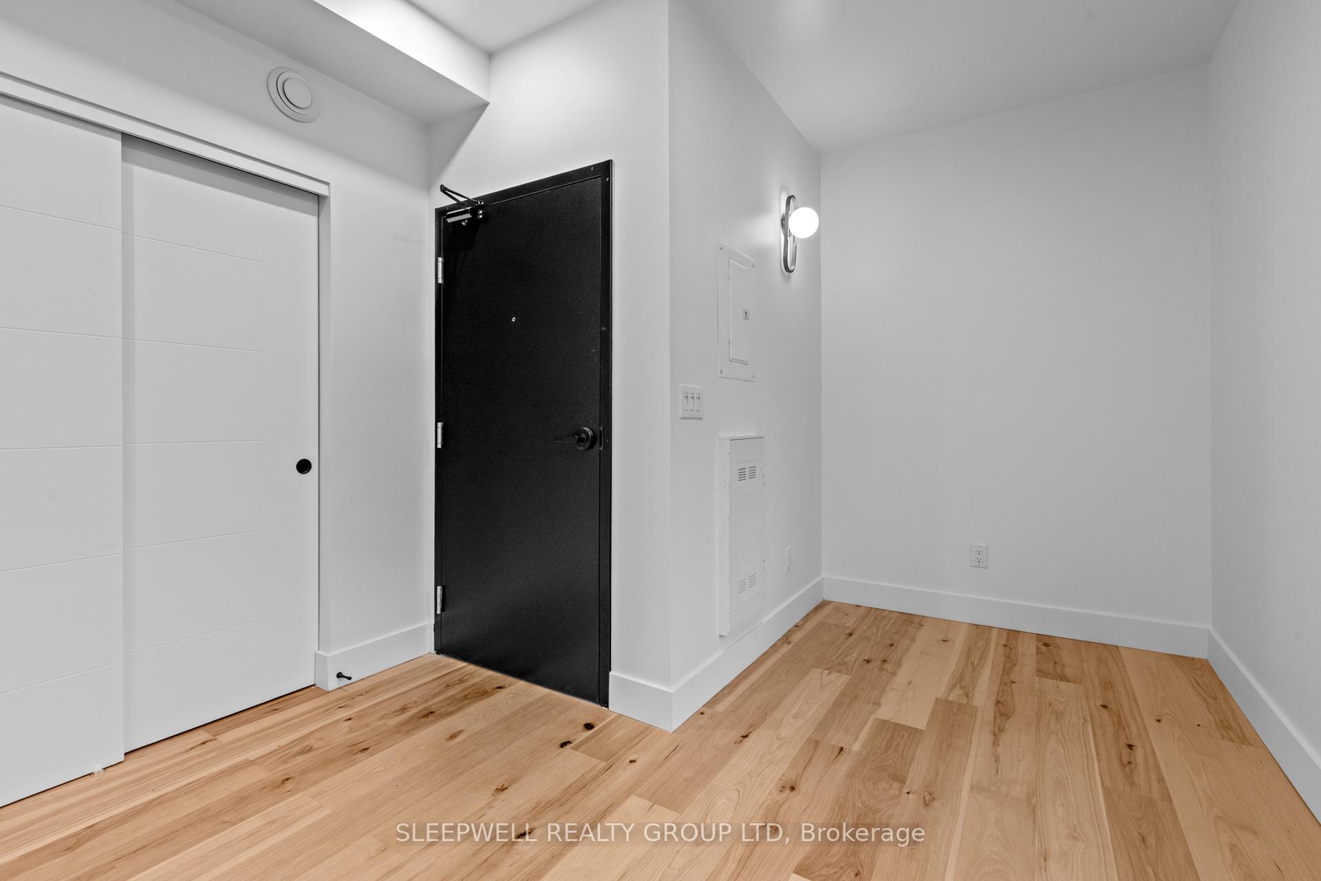 Photo 4 of Unit 206, 476 Wilbrod Street, Ottawa, Sandy Hill — HOMEH