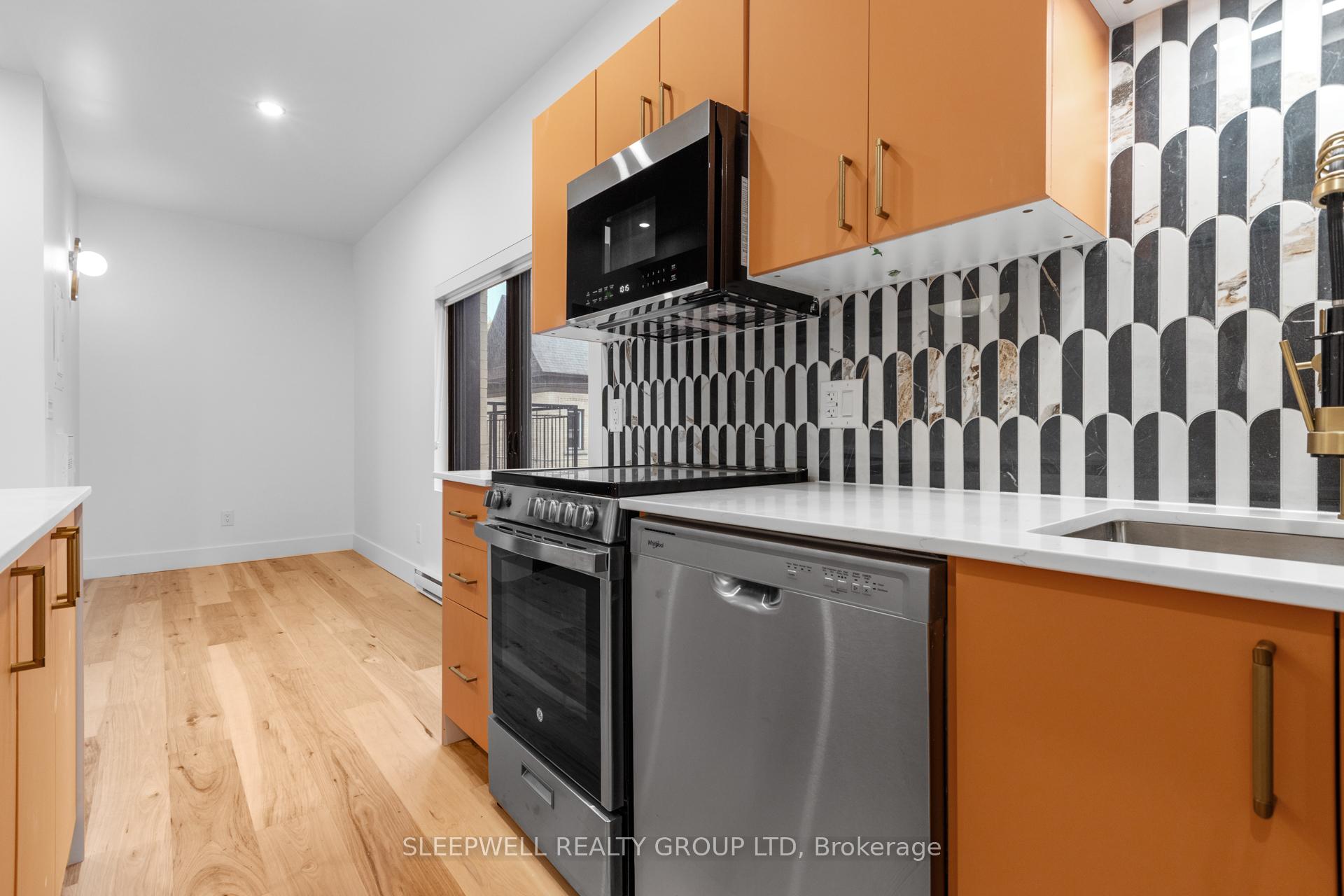 Photo 10 of Unit 206, 476 Wilbrod Street, Ottawa, Sandy Hill — HOMEH