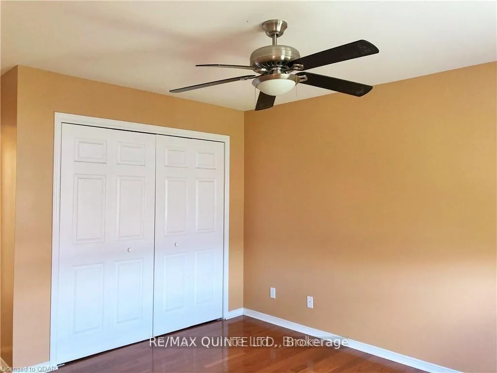 Photo 10 of 12 Hickory Grove, Belleville, Belleville Ward — HOMEH