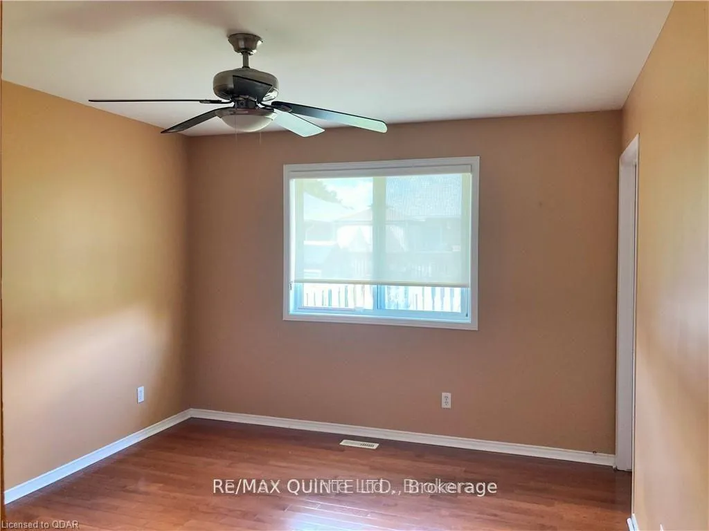 Photo 11 of 12 Hickory Grove, Belleville, Belleville Ward — HOMEH