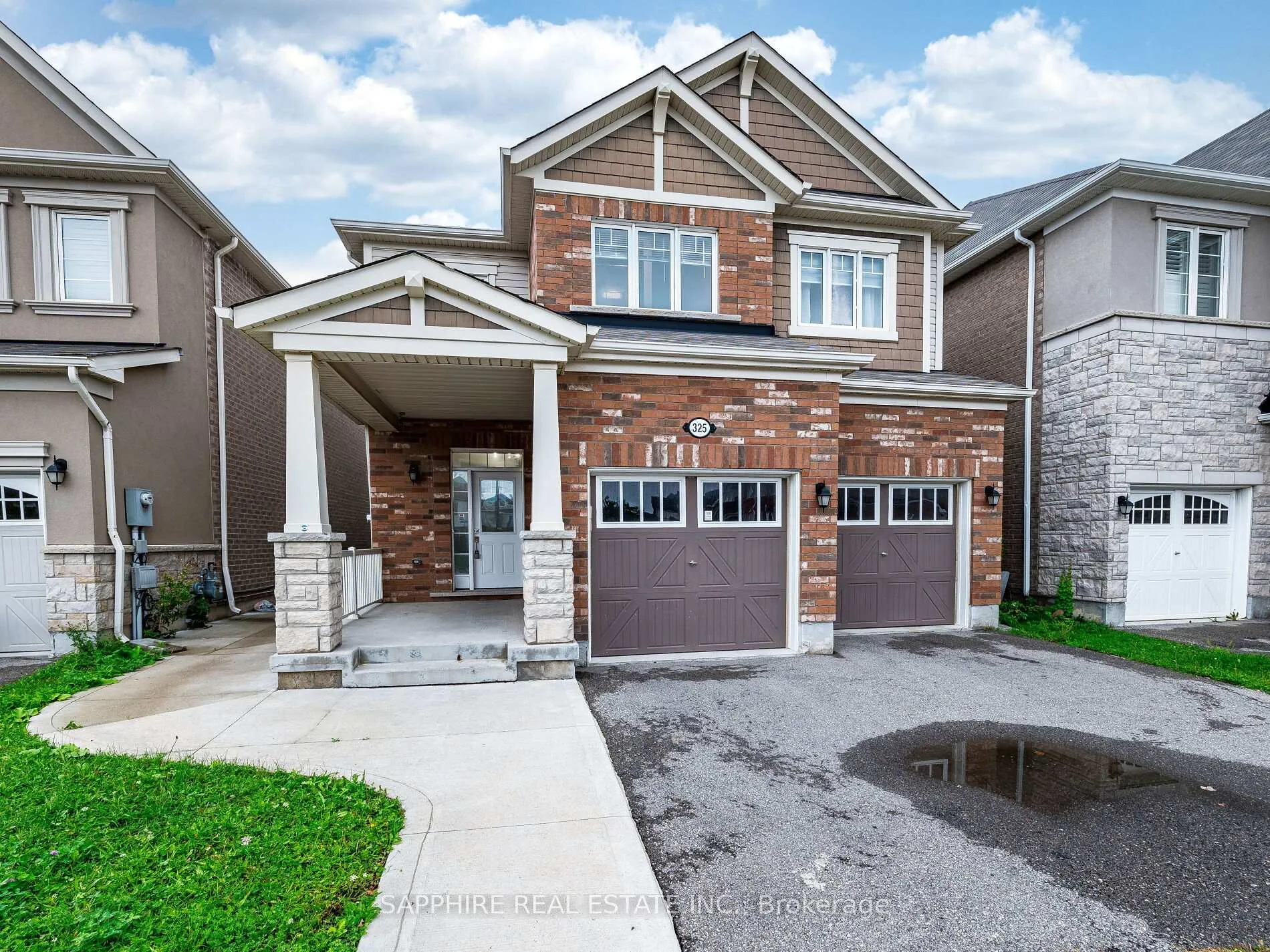Front of 325 Trudeau Drive E