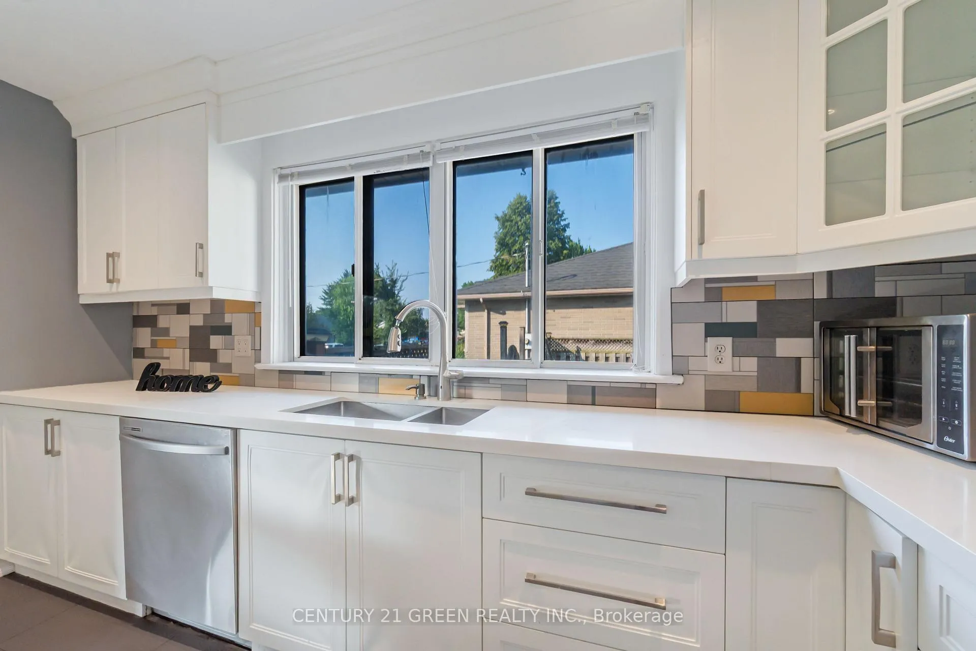 Photo 10 of 1303 Bunnell Drive, Burlington, Mountainside — HOMEH