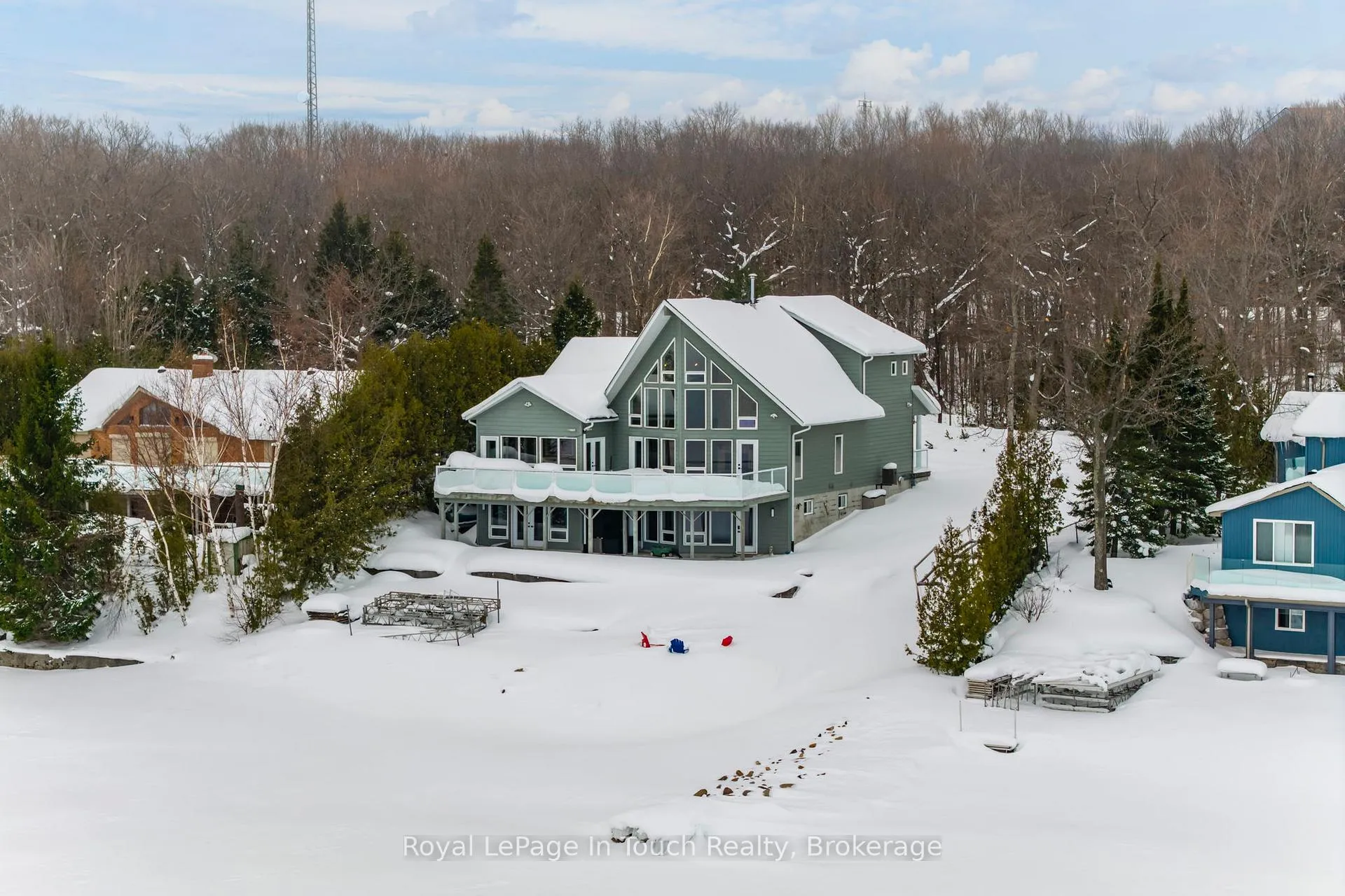 Photo 2 of 201 Sawlog Point Road, Tiny, Rural Tiny — HOMEH