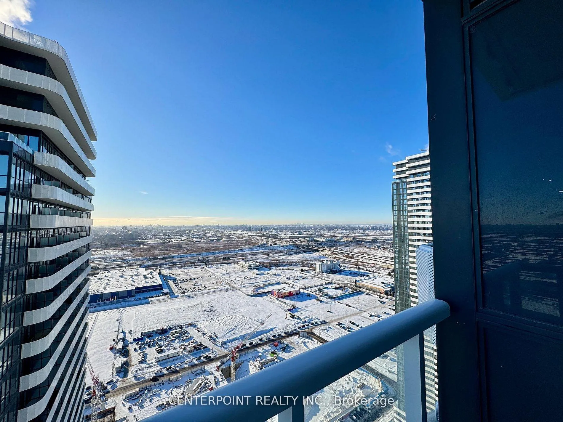 Photo 15 of Unit 4209, 8 Interchange Way, Vaughan, Vaughan Corporate Centre — HOMEH