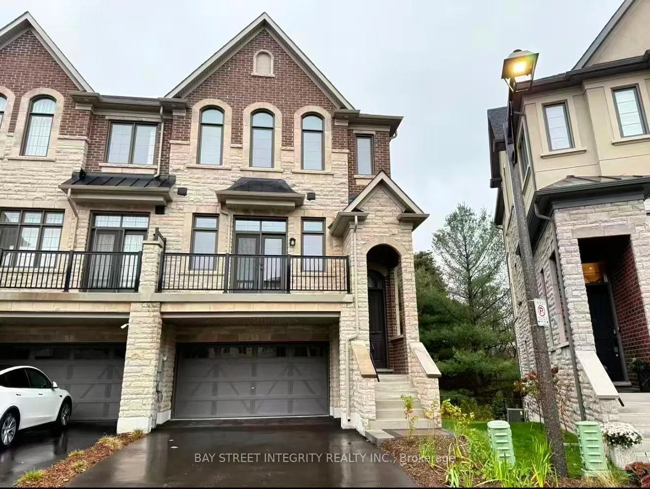 Photo 1 of 9 West Village Lane, Markham, Angus Glen — HOMEH