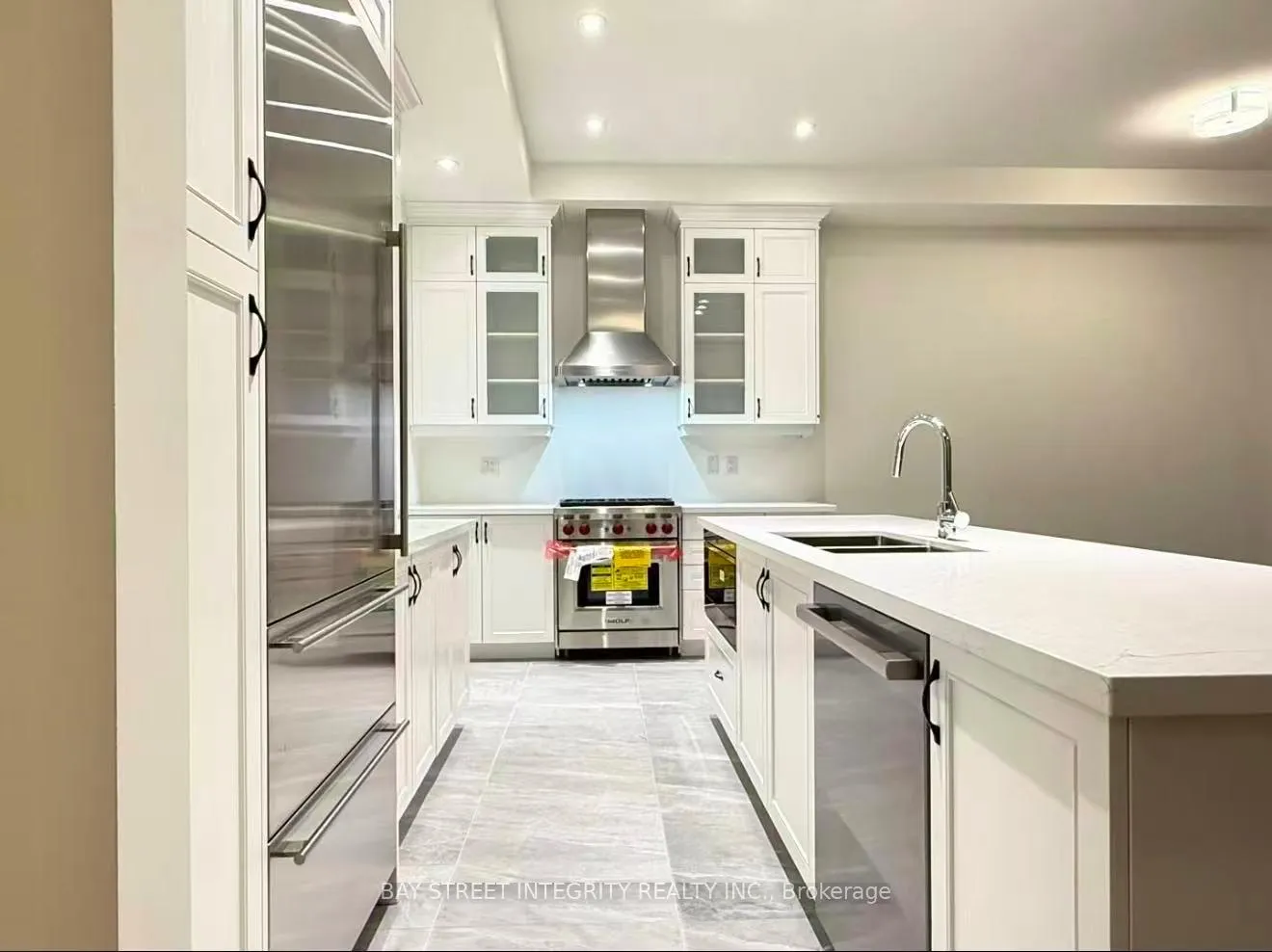 Photo 10 of 9 West Village Lane, Markham, Angus Glen — HOMEH