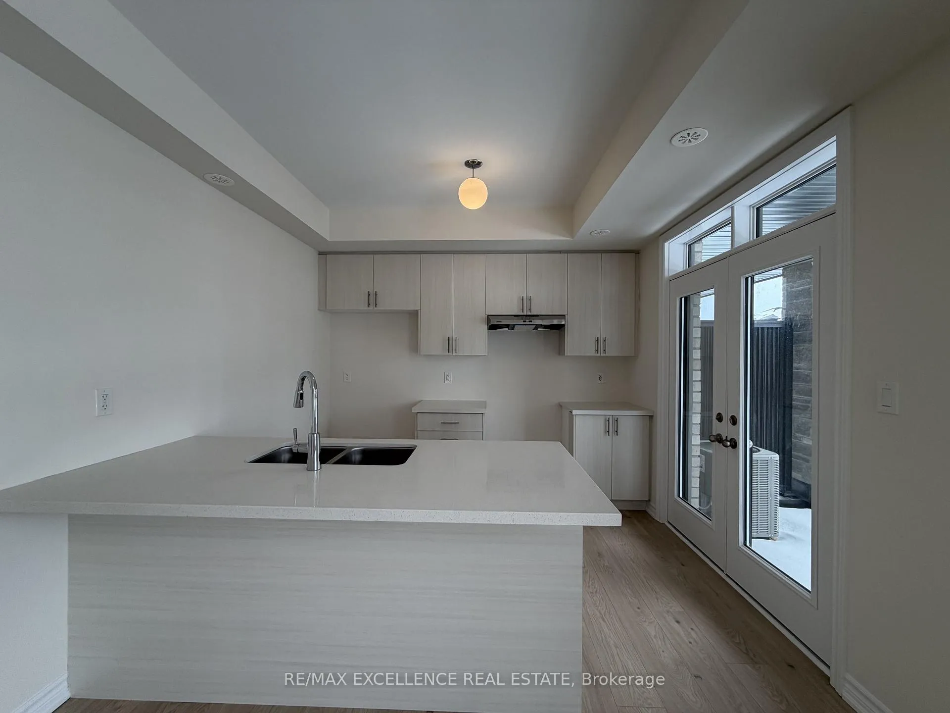 Photo 15 of 176 Petch Avenue, Caledon, Rural Caledon — HOMEH