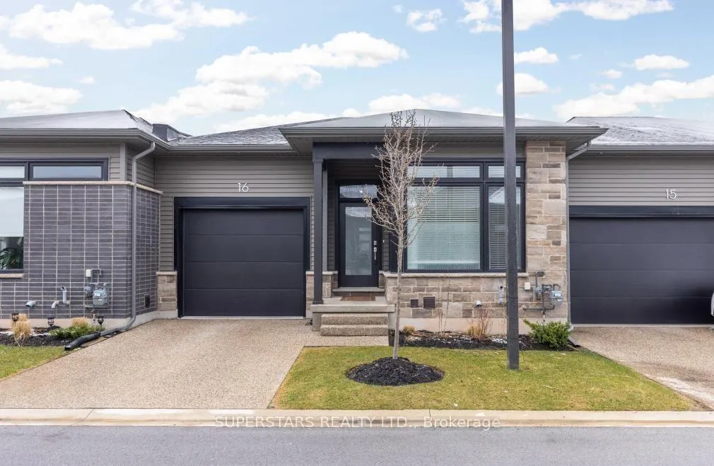 Photo 2 of Unit 16, 8974 Willoughby Drive, Niagara Falls, Chippawa — HOMEH