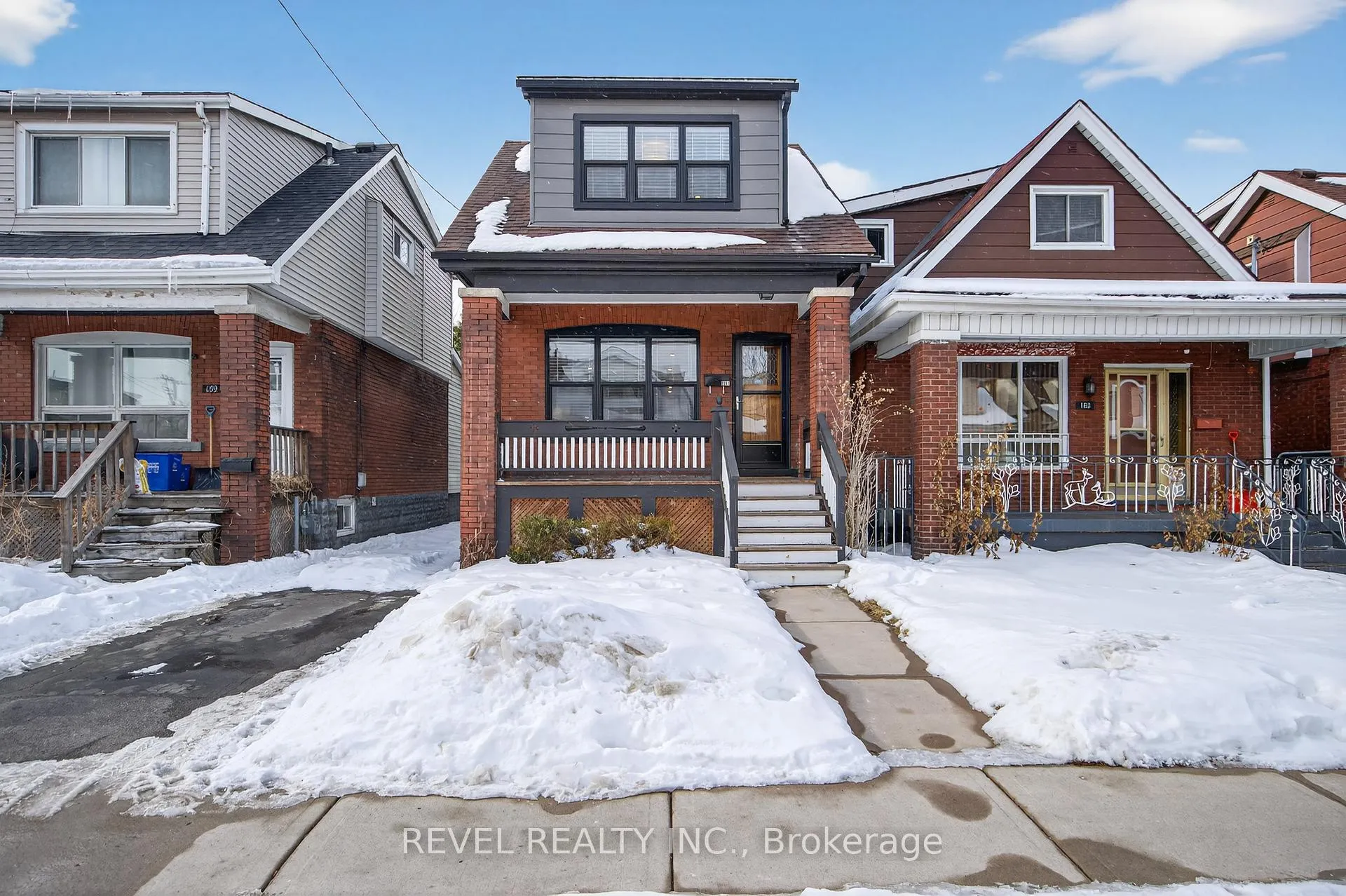 Photo 1 of 161 Connaught Avenue N, Hamilton, Stipley — HOMEH