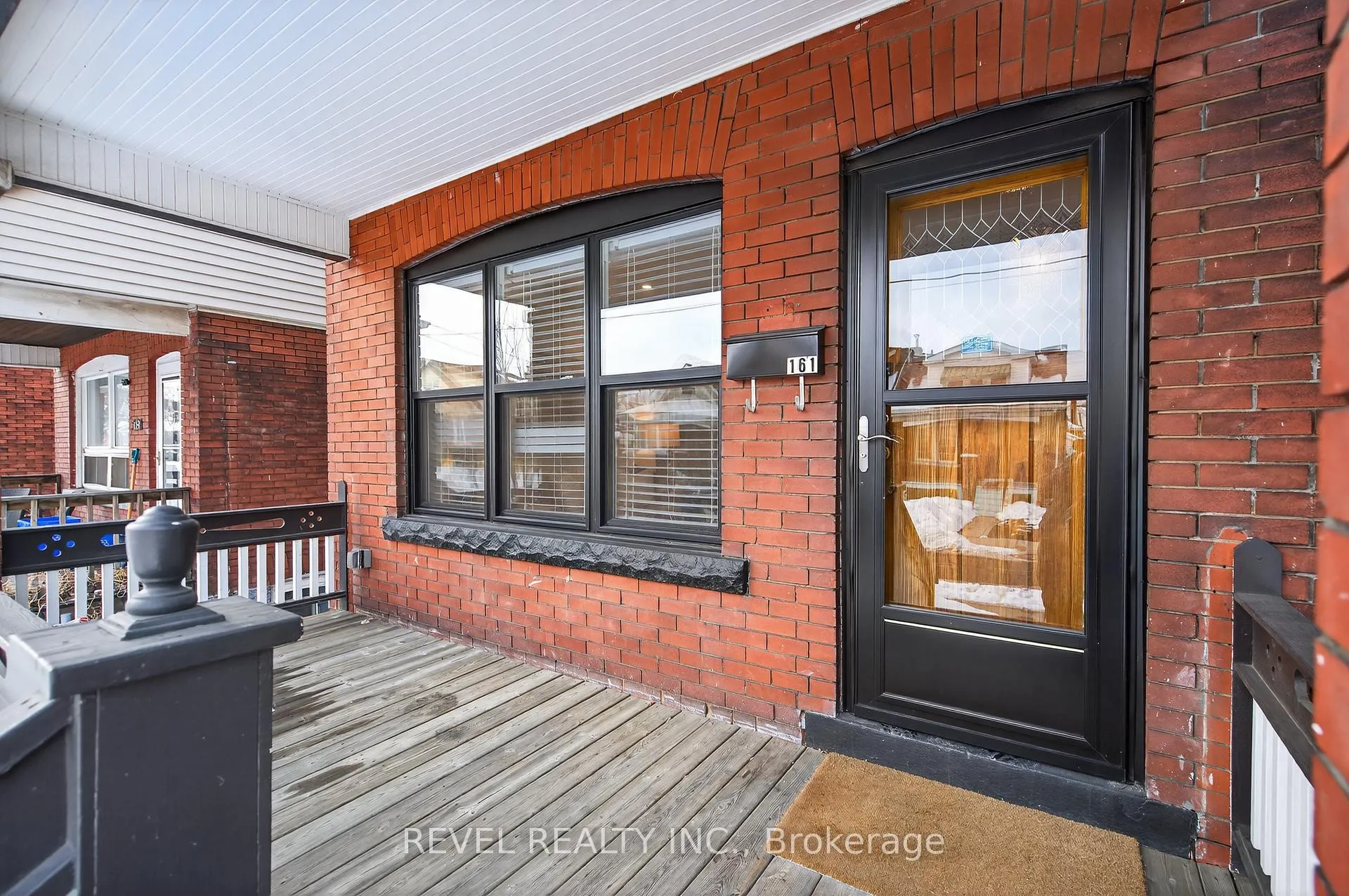 Photo 2 of 161 Connaught Avenue N, Hamilton, Stipley — HOMEH