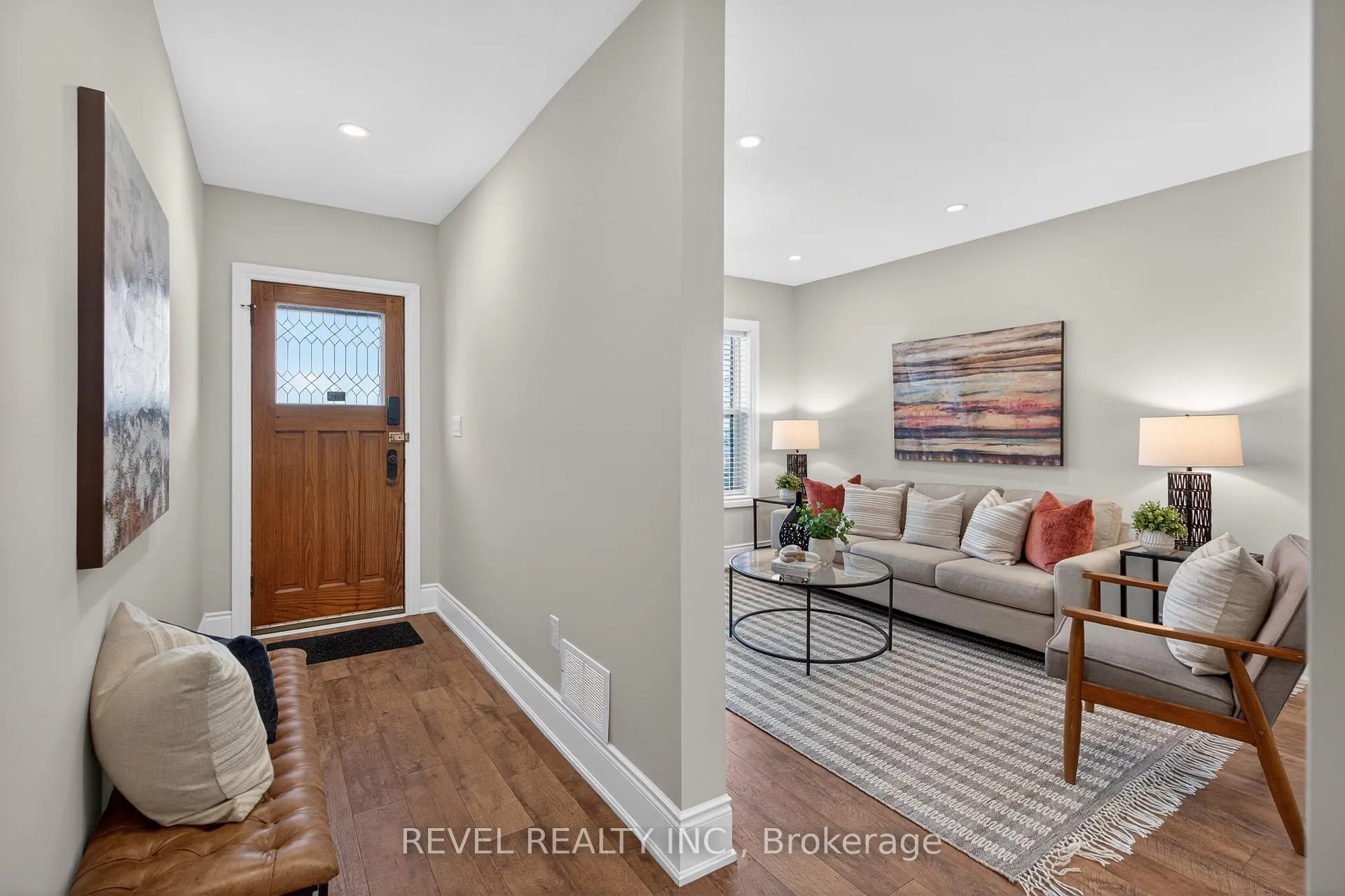 Photo 4 of 161 Connaught Avenue N, Hamilton, Stipley — HOMEH
