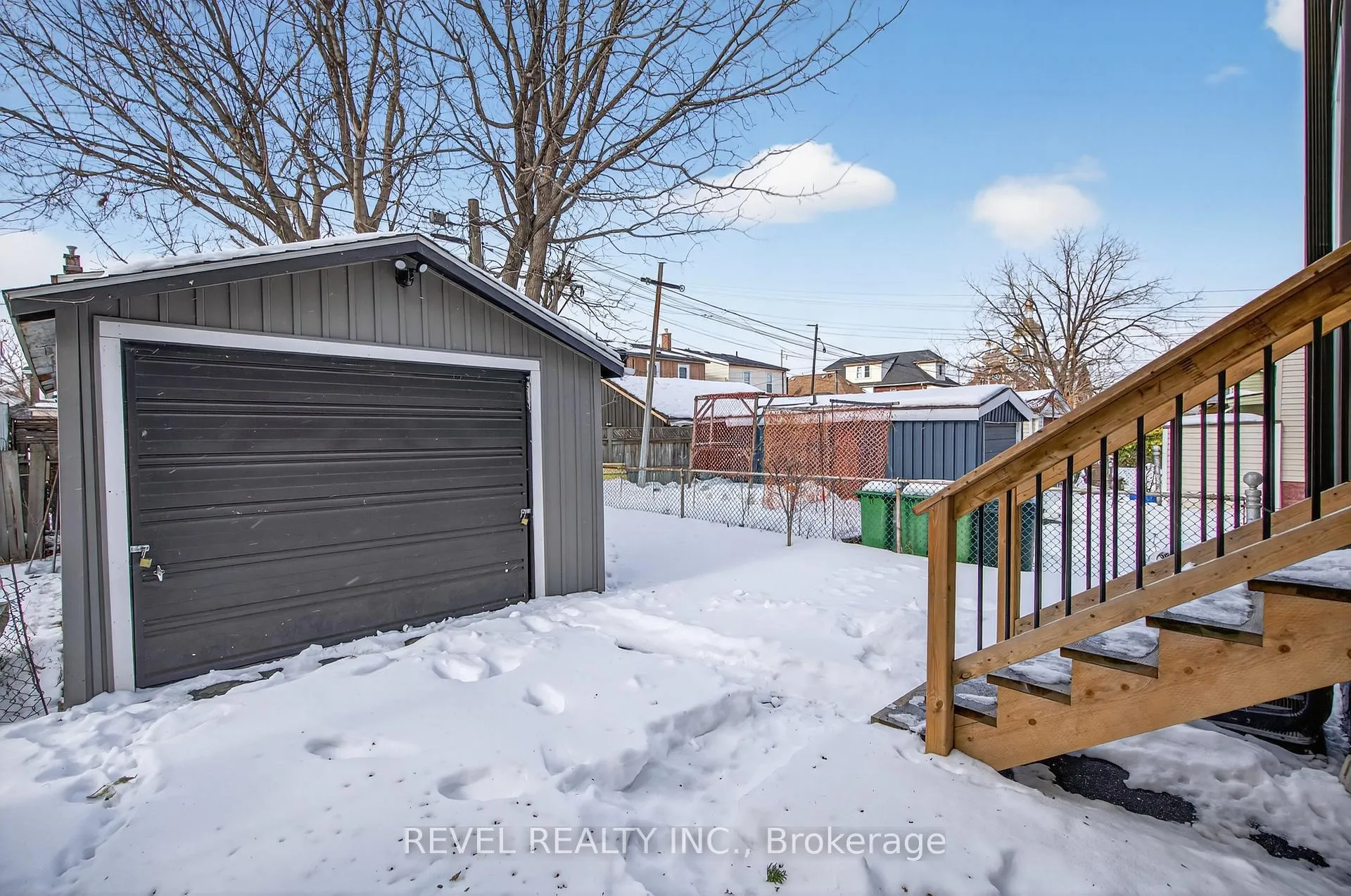 Photo 34 of 161 Connaught Avenue N, Hamilton, Stipley — HOMEH