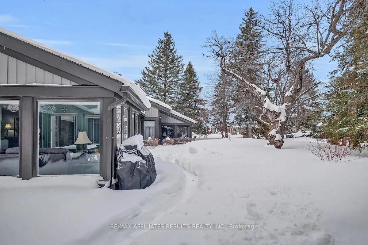 Photo 44 of Unit 44, 5 Arbor Ridge, Ottawa, Stittsville (Central) — HOMEH