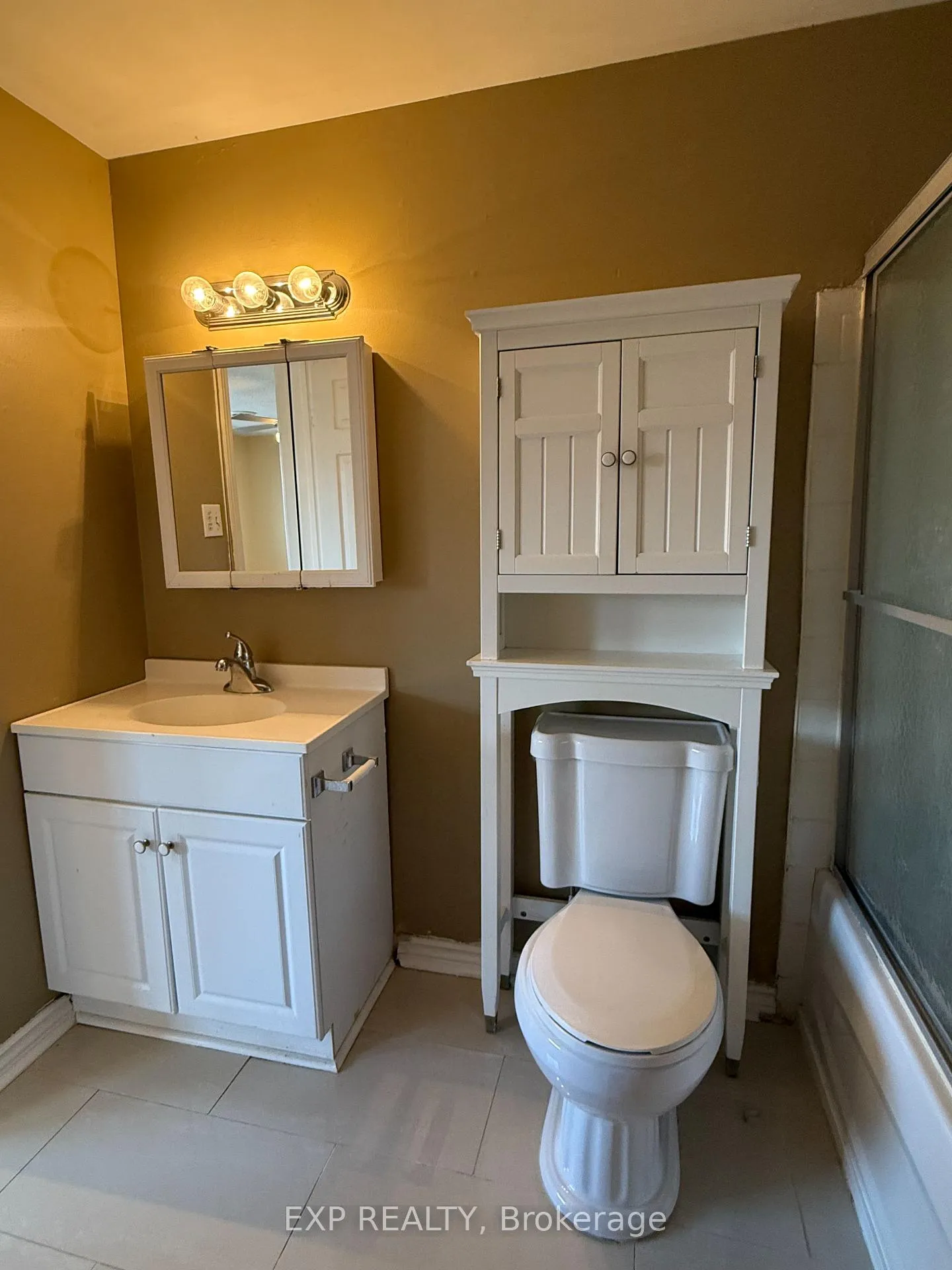 Photo 17 of Unit 31, 2050 Upper Middle Road, Burlington, Brant Hills — HOMEH