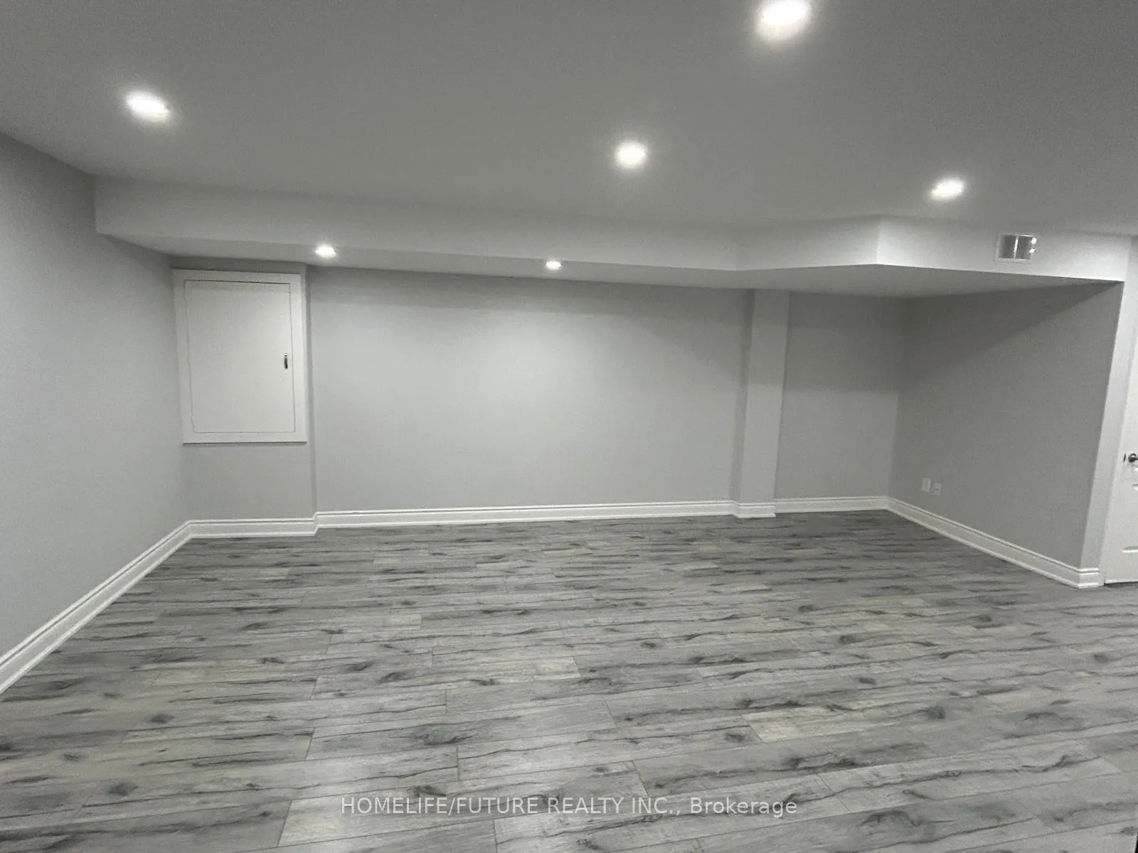 Photo 7 of 357 La Rocca Avenue, Vaughan, Vellore Village — HOMEH