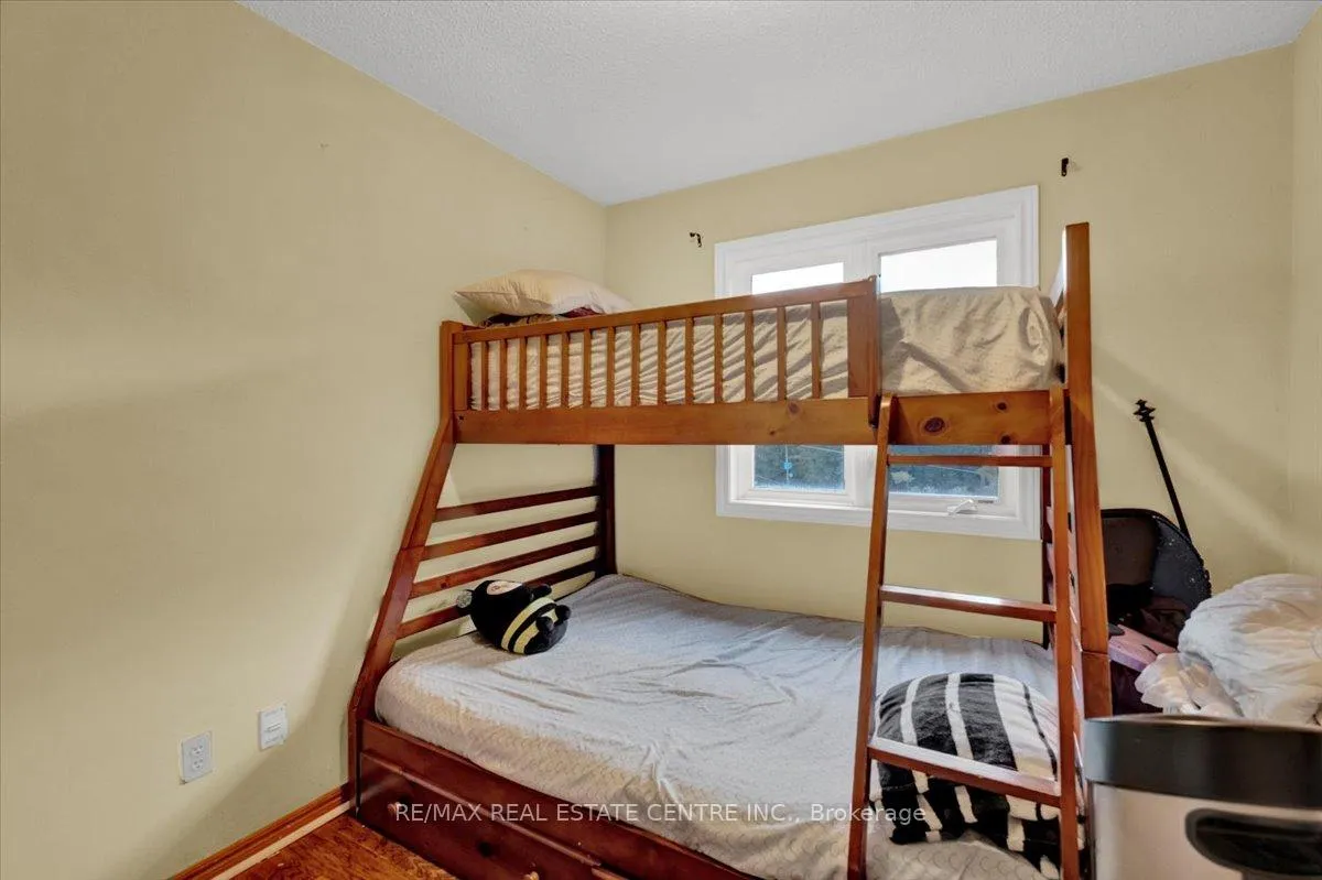 Photo 27 of Unit 1, 1983 Main Street W, Hamilton, Ainslie Wood — HOMEH