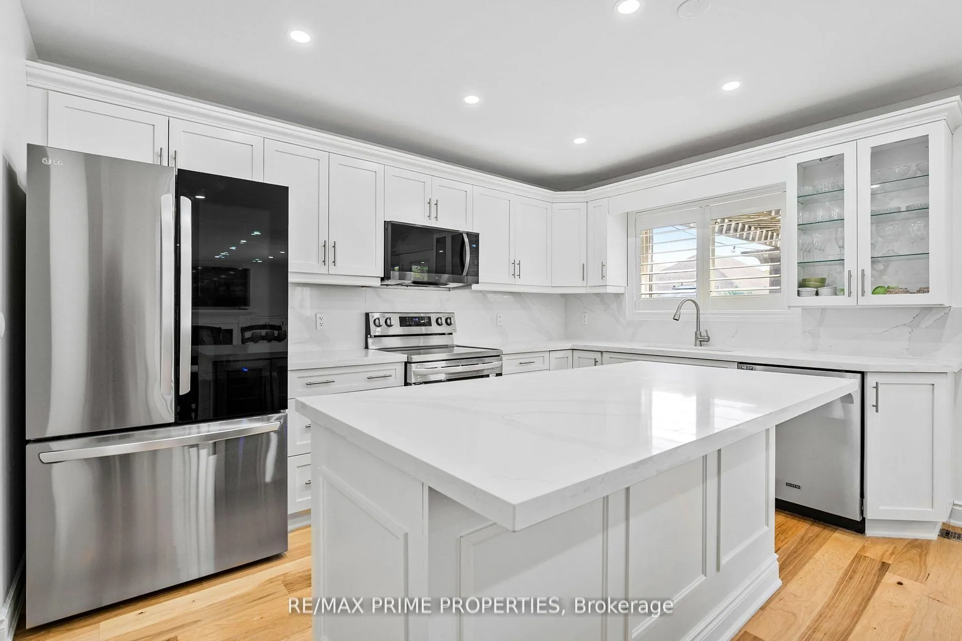 Photo 9 of 52 Clare Avenue, Welland, Coyle Creek — HOMEH