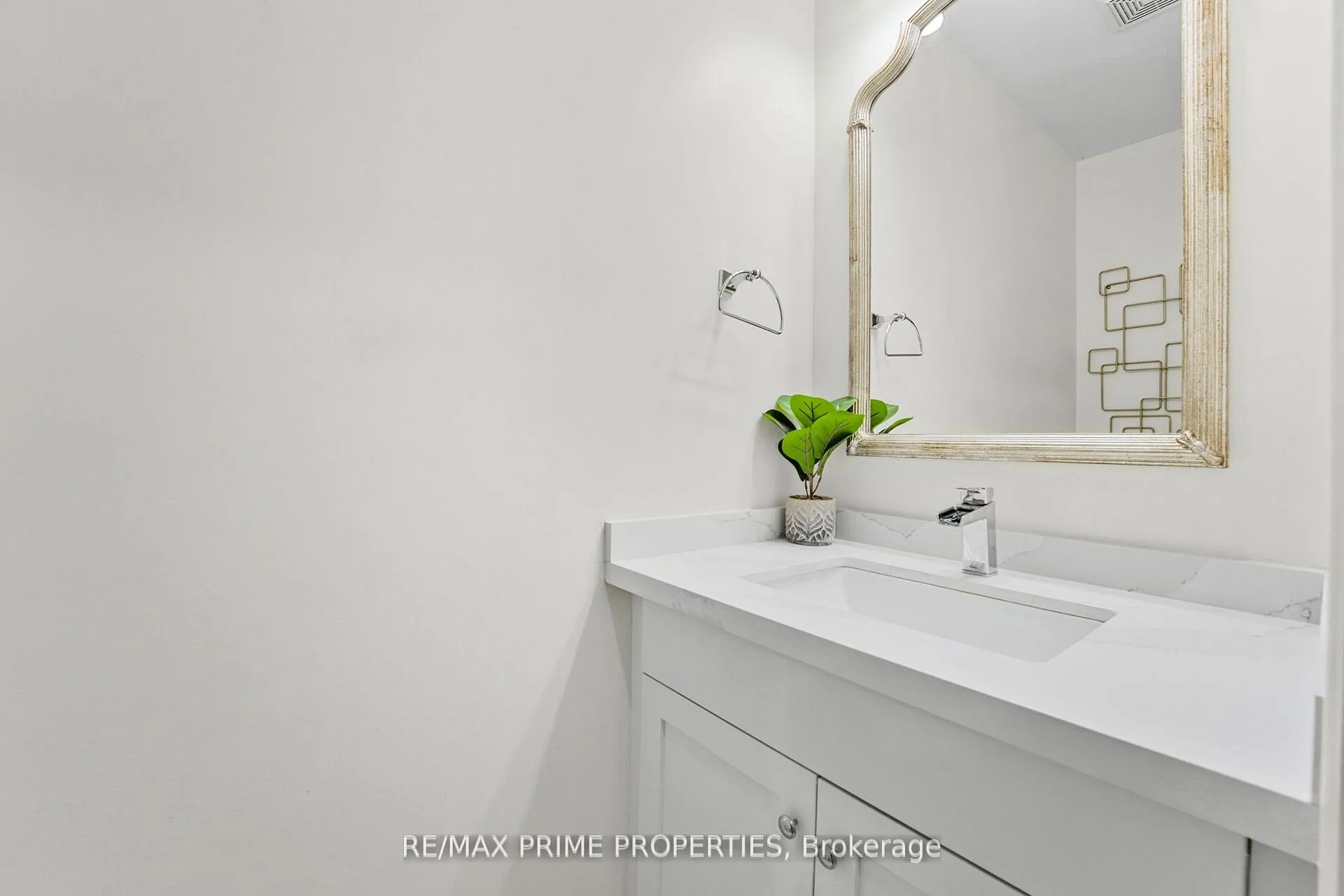 Photo 17 of 52 Clare Avenue, Welland, Coyle Creek — HOMEH