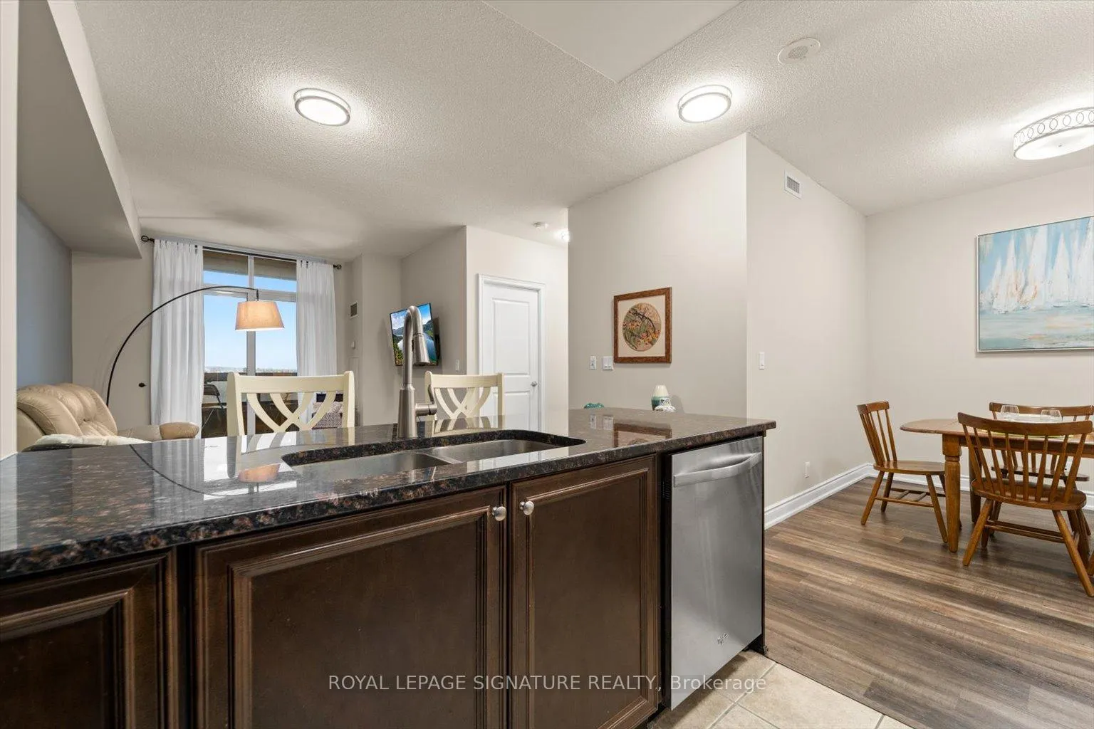 Photo 5 of Unit 511, 9225 Jane Street, Vaughan, Maple — HOMEH