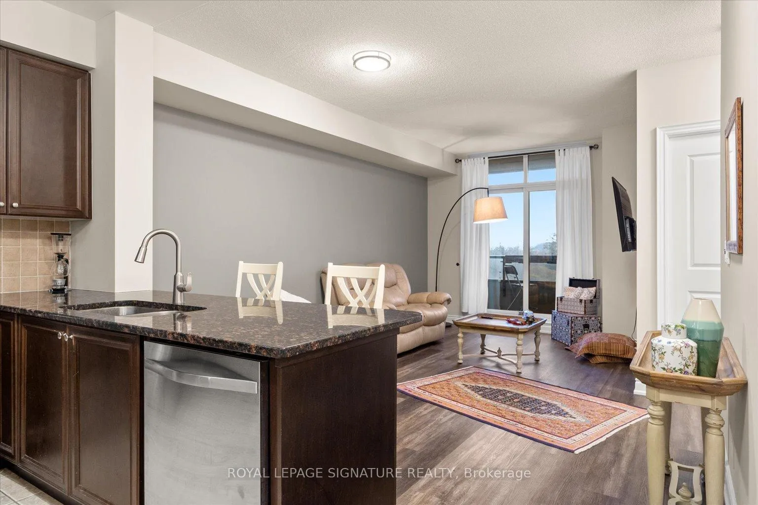 Photo 6 of Unit 511, 9225 Jane Street, Vaughan, Maple — HOMEH