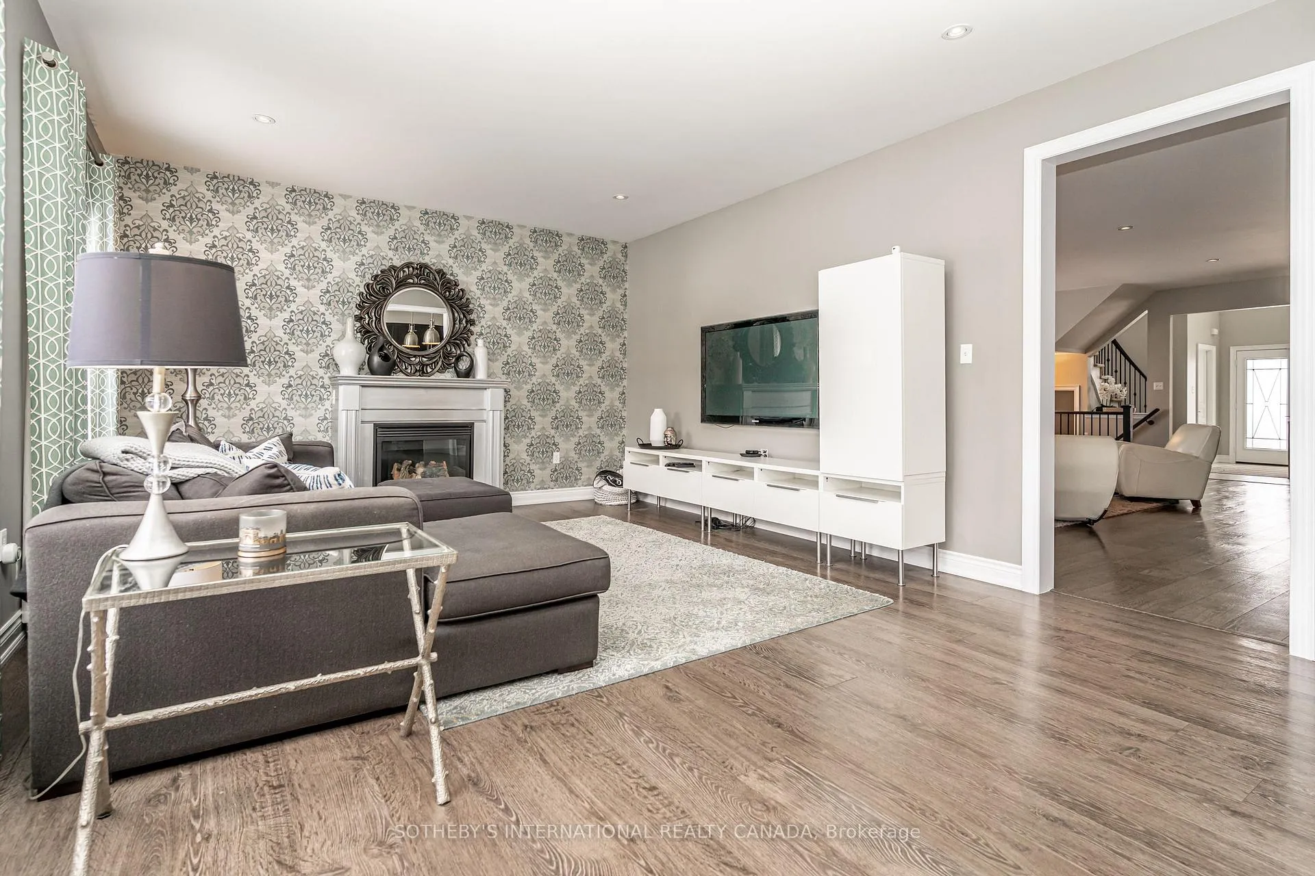 Photo 11 of 1663 Finkle Drive, Oshawa, Taunton — HOMEH