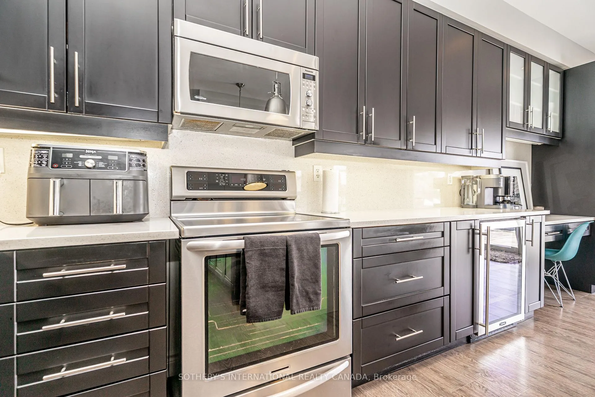 Photo 18 of 1663 Finkle Drive, Oshawa, Taunton — HOMEH