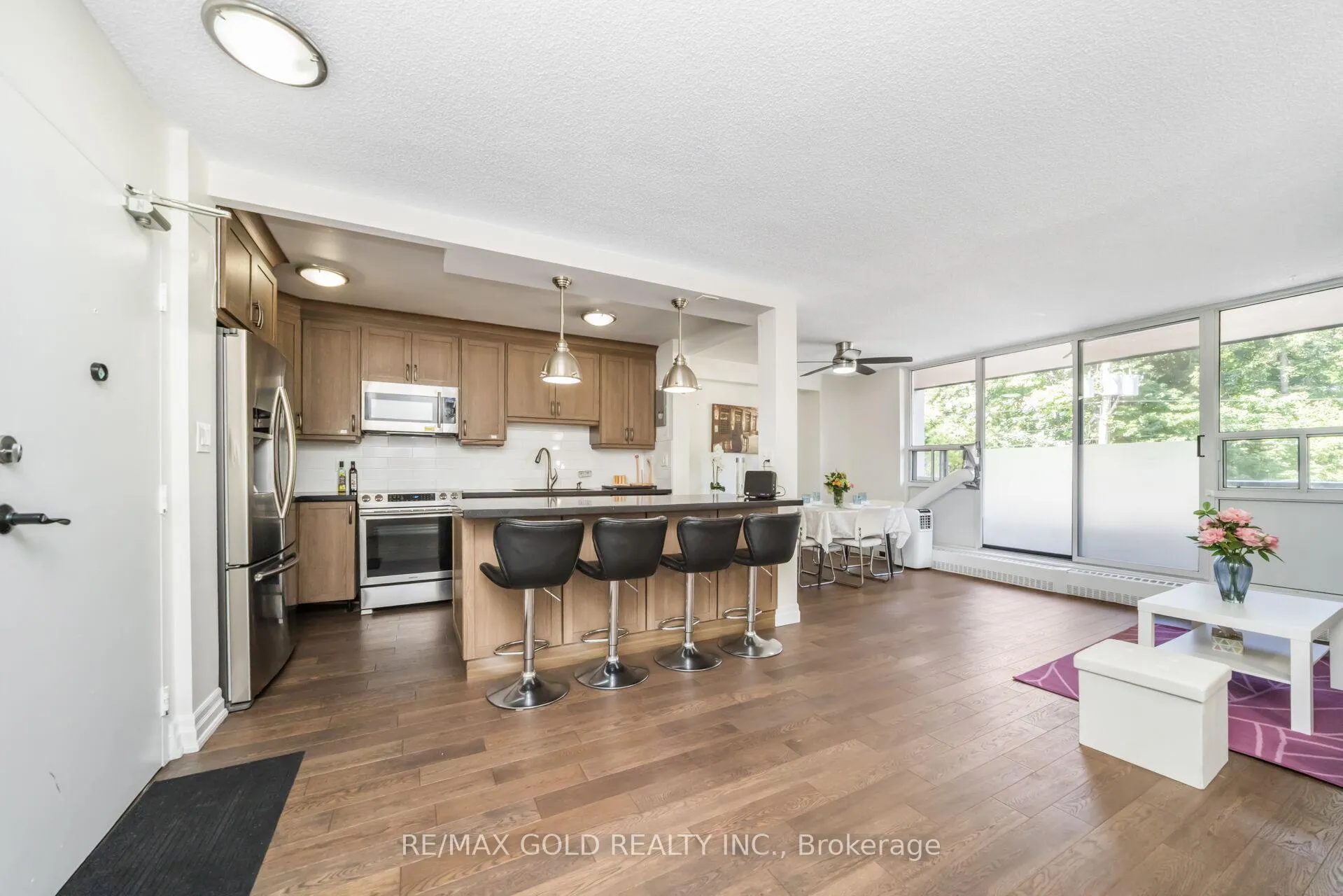 Photo 8 of Unit 404, 1964 Main Street W, Hamilton, Ainslie Wood — HOMEH