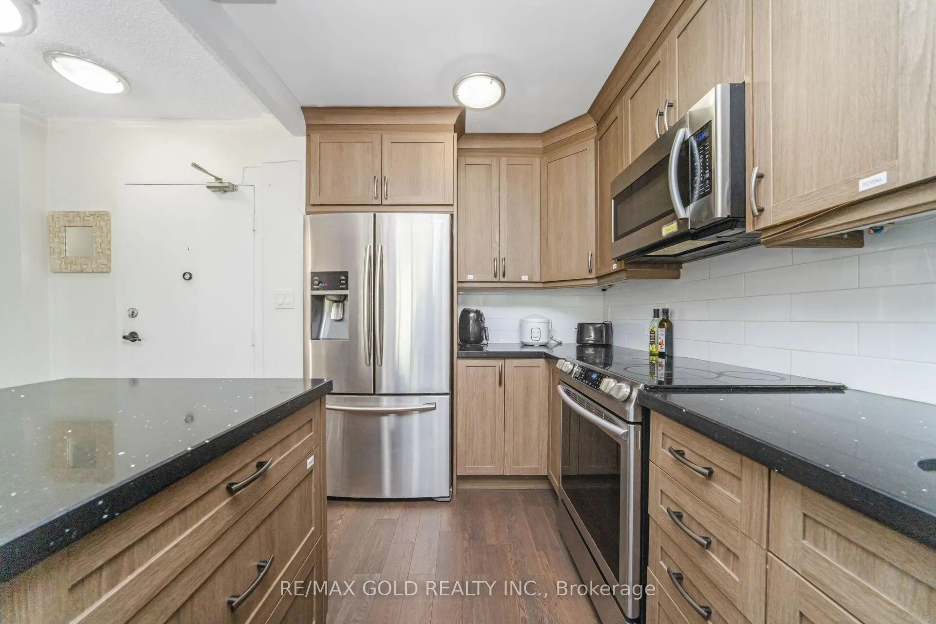 Photo 9 of Unit 404, 1964 Main Street W, Hamilton, Ainslie Wood — HOMEH