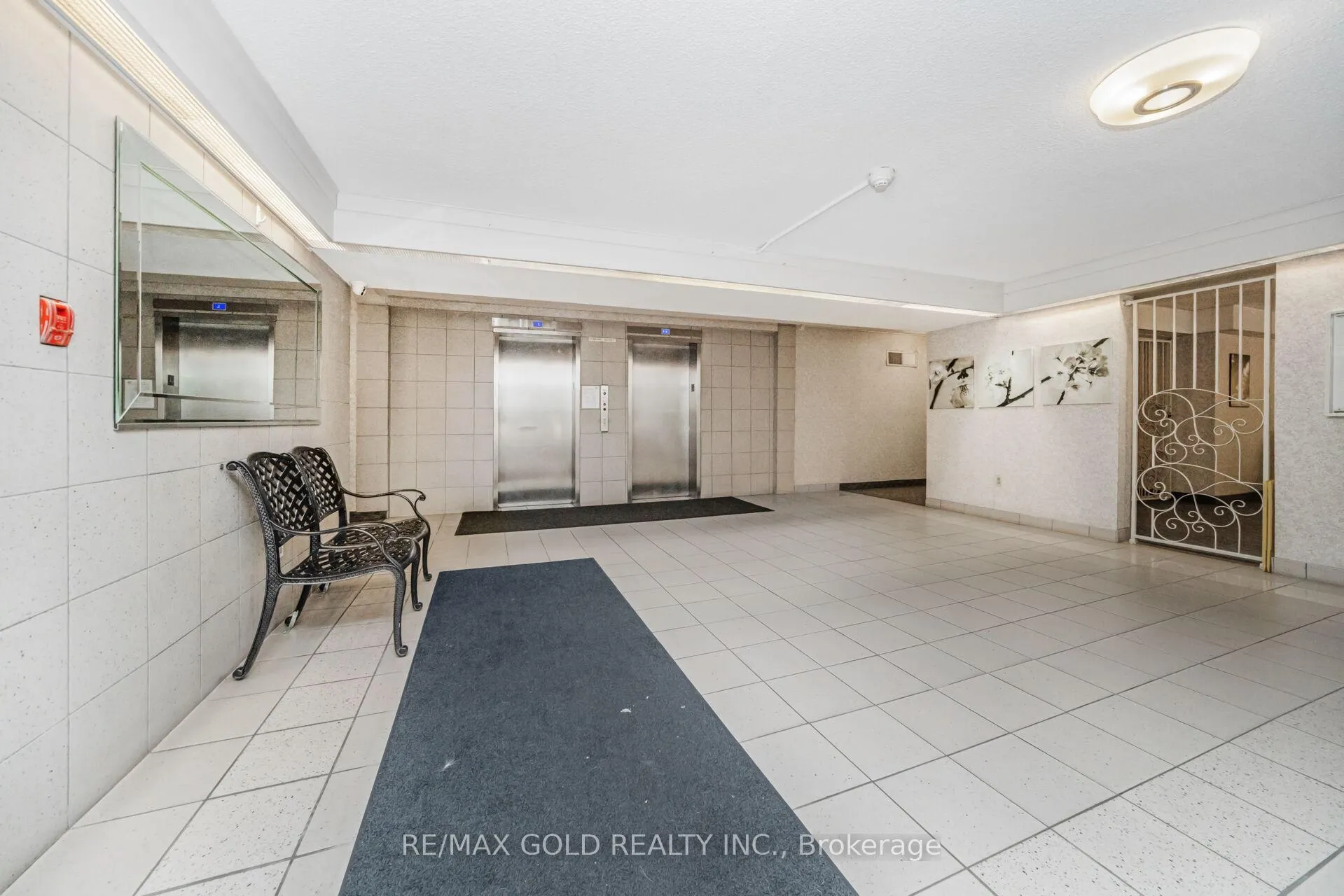 Photo 35 of Unit 404, 1964 Main Street W, Hamilton, Ainslie Wood — HOMEH