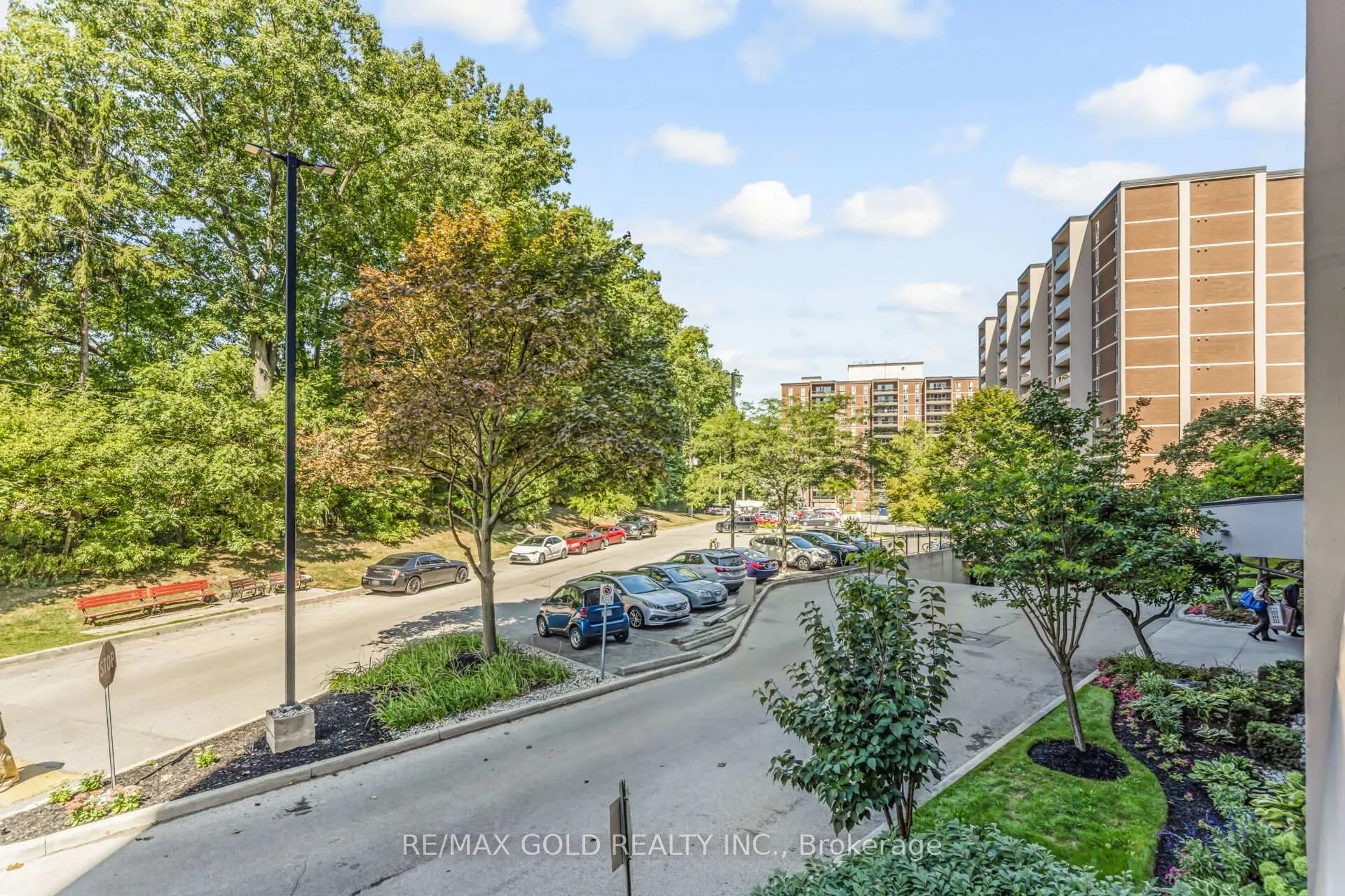 Photo 36 of Unit 404, 1964 Main Street W, Hamilton, Ainslie Wood — HOMEH