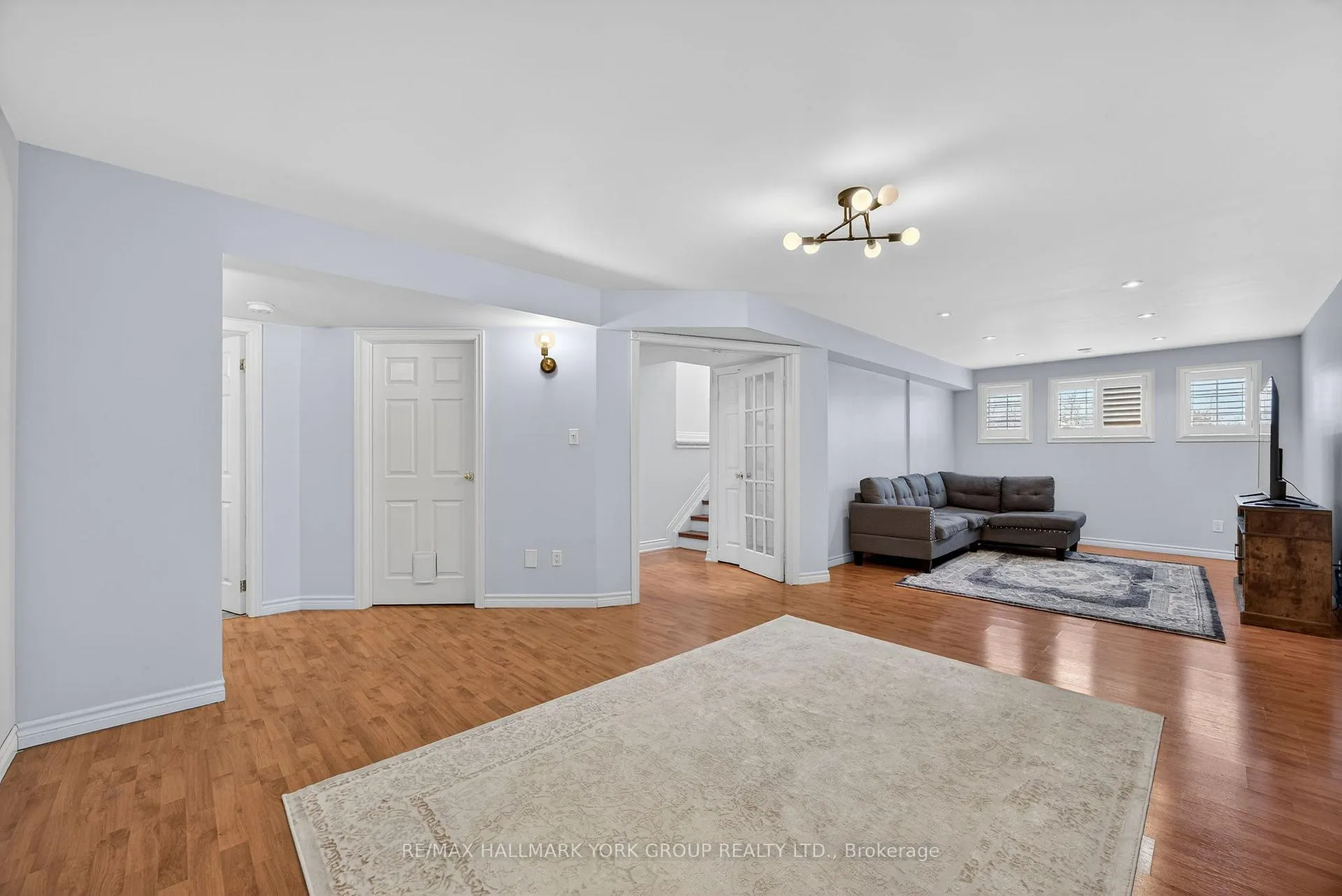 Photo 35 of 25 Forest Dale Drive, Barrie, Little Lake — HOMEH