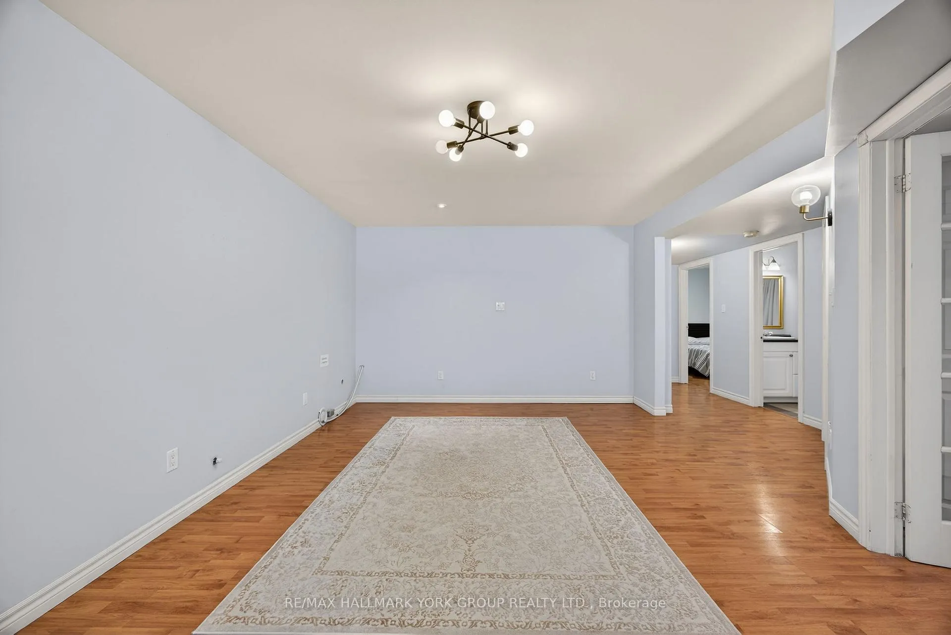 Photo 37 of 25 Forest Dale Drive, Barrie, Little Lake — HOMEH