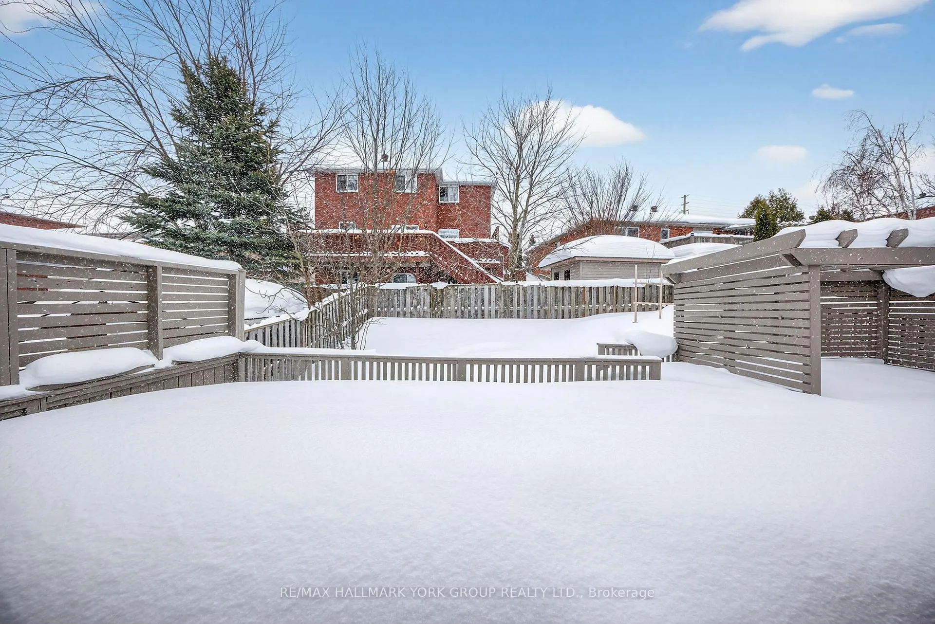 Photo 46 of 25 Forest Dale Drive, Barrie, Little Lake — HOMEH