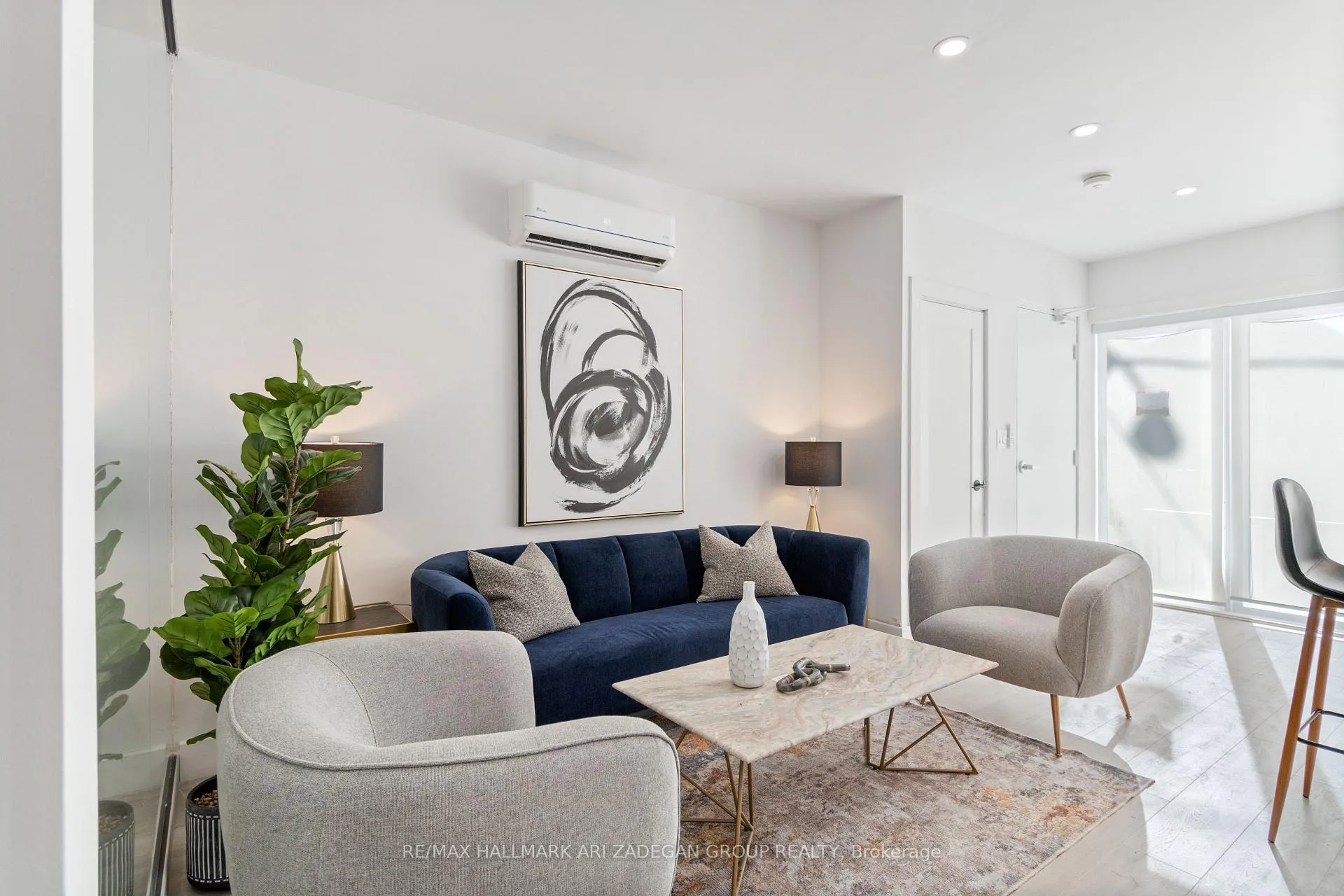 Photo 15 of Unit 1, 16 Minto Street, Toronto, Greenwood-Coxwell — HOMEH