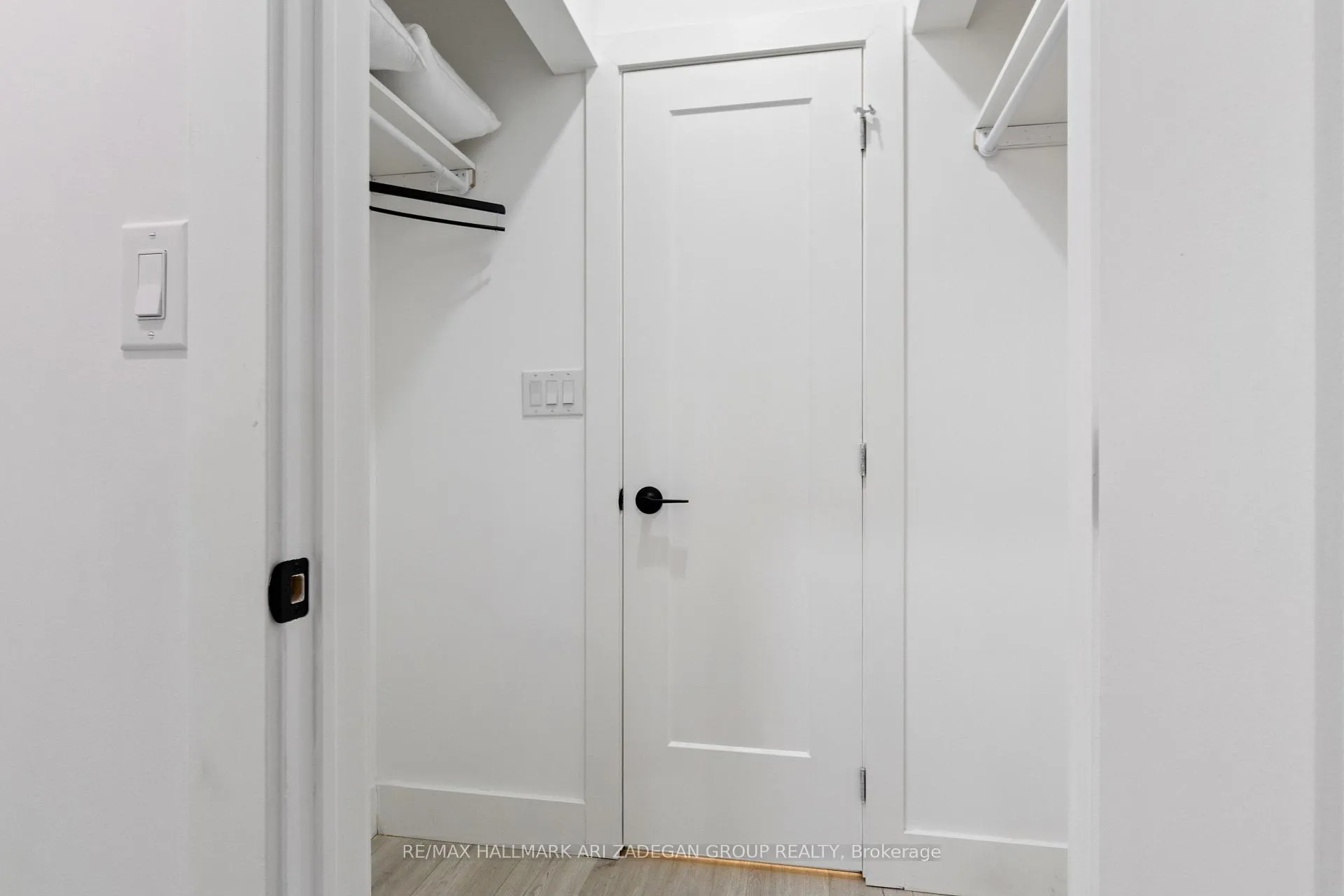 Photo 19 of Unit 1, 16 Minto Street, Toronto, Greenwood-Coxwell — HOMEH