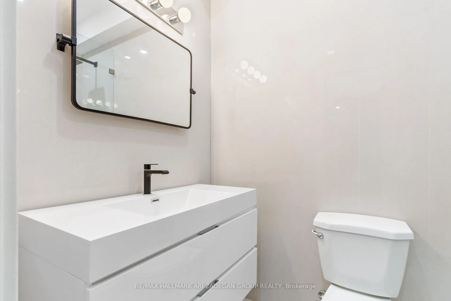 Photo 21 of Unit 1, 16 Minto Street, Toronto, Greenwood-Coxwell — HOMEH