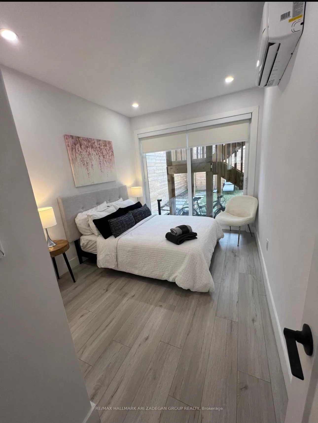 Photo 25 of Unit 1, 16 Minto Street, Toronto, Greenwood-Coxwell — HOMEH