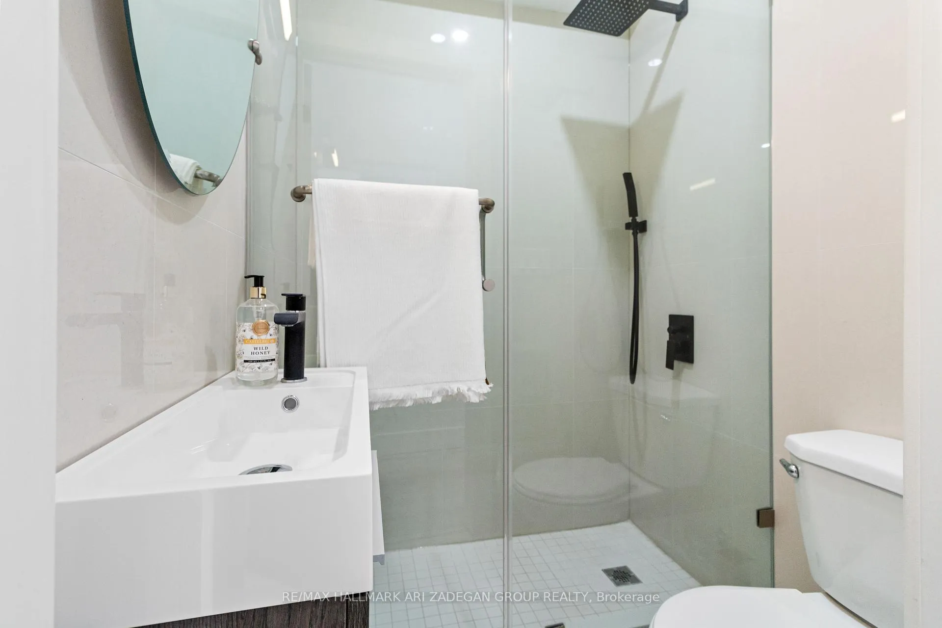 Photo 26 of Unit 1, 16 Minto Street, Toronto, Greenwood-Coxwell — HOMEH