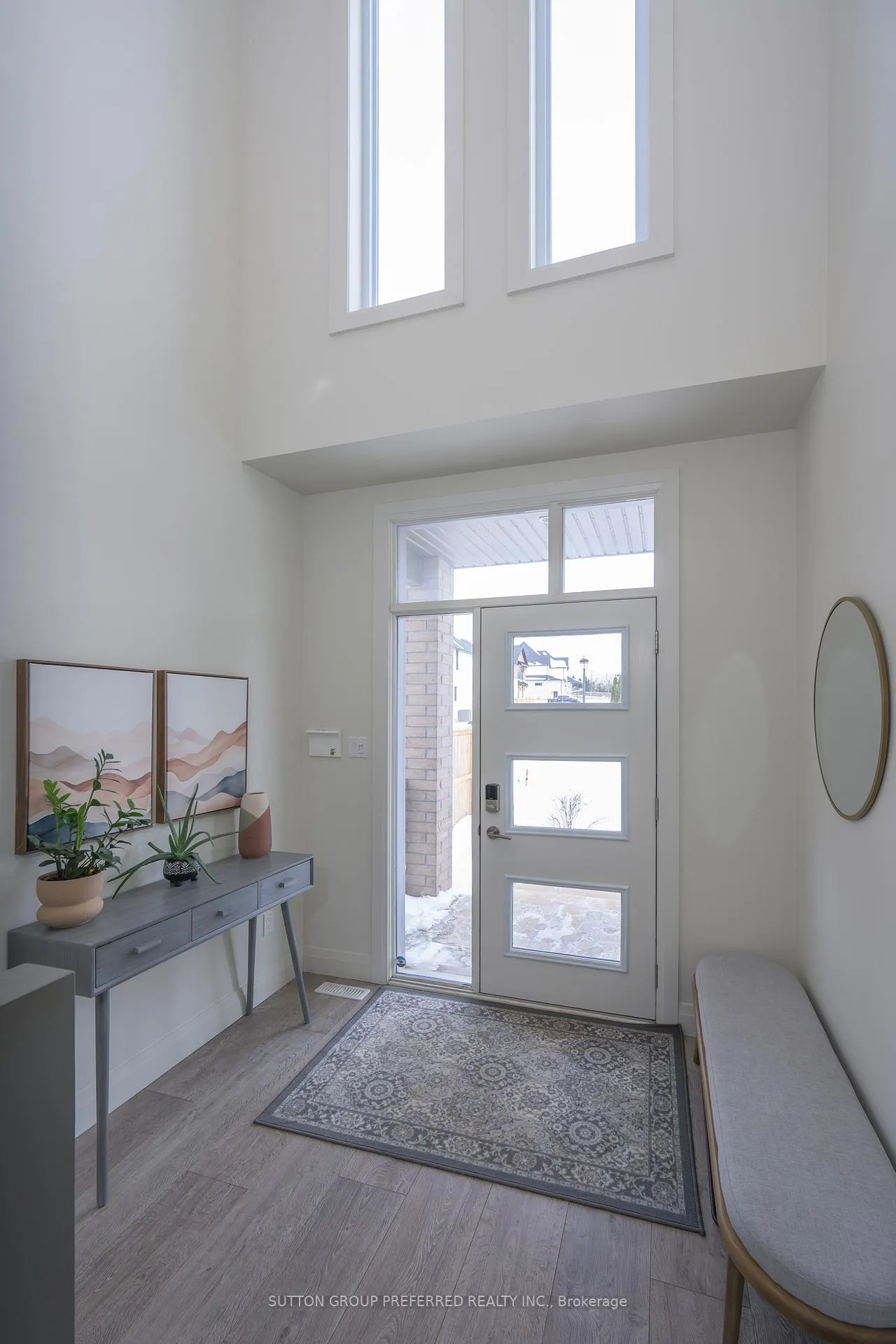 Photo 9 of 723 Apricot Drive, London, South K — HOMEH
