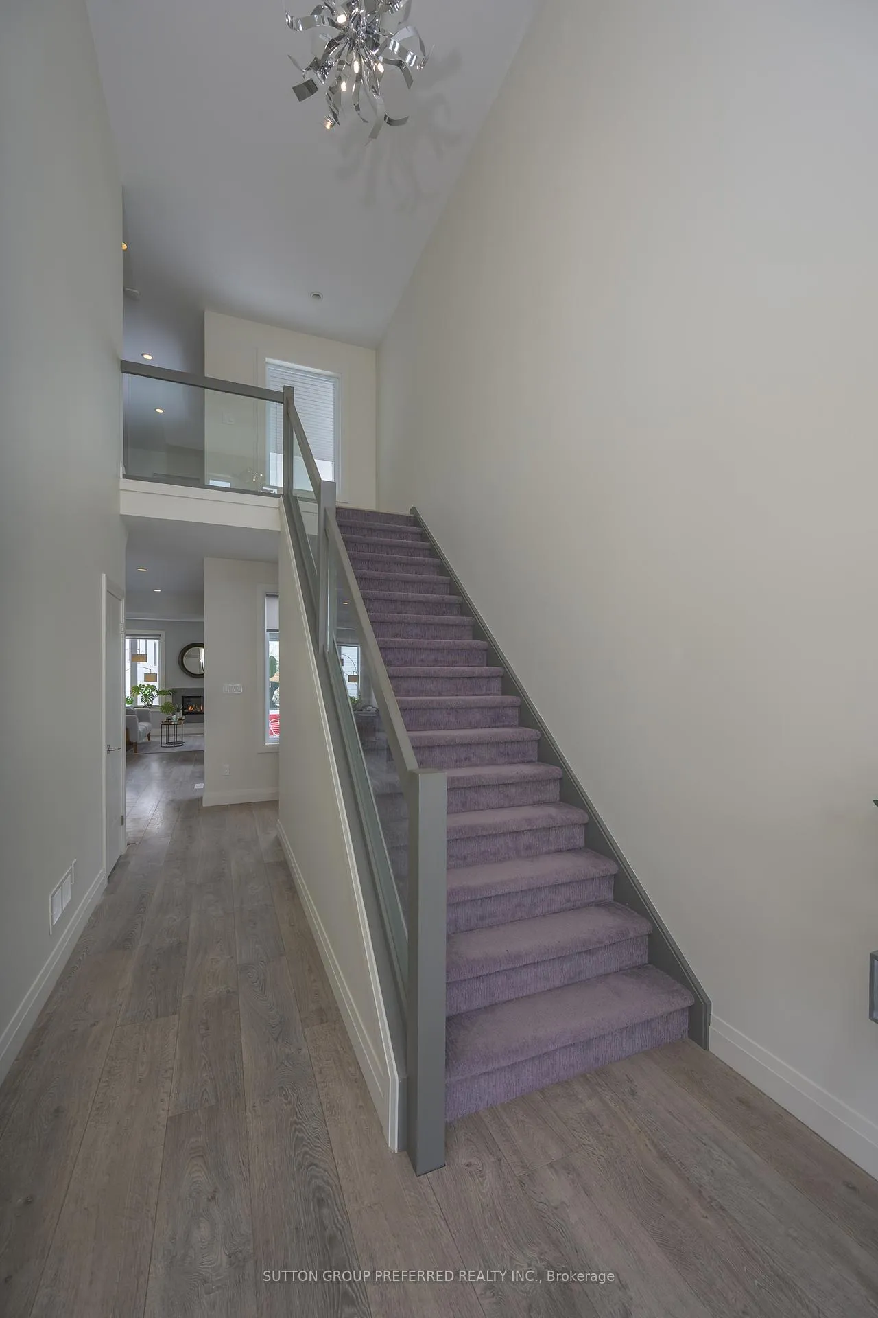 Photo 10 of 723 Apricot Drive, London, South K — HOMEH