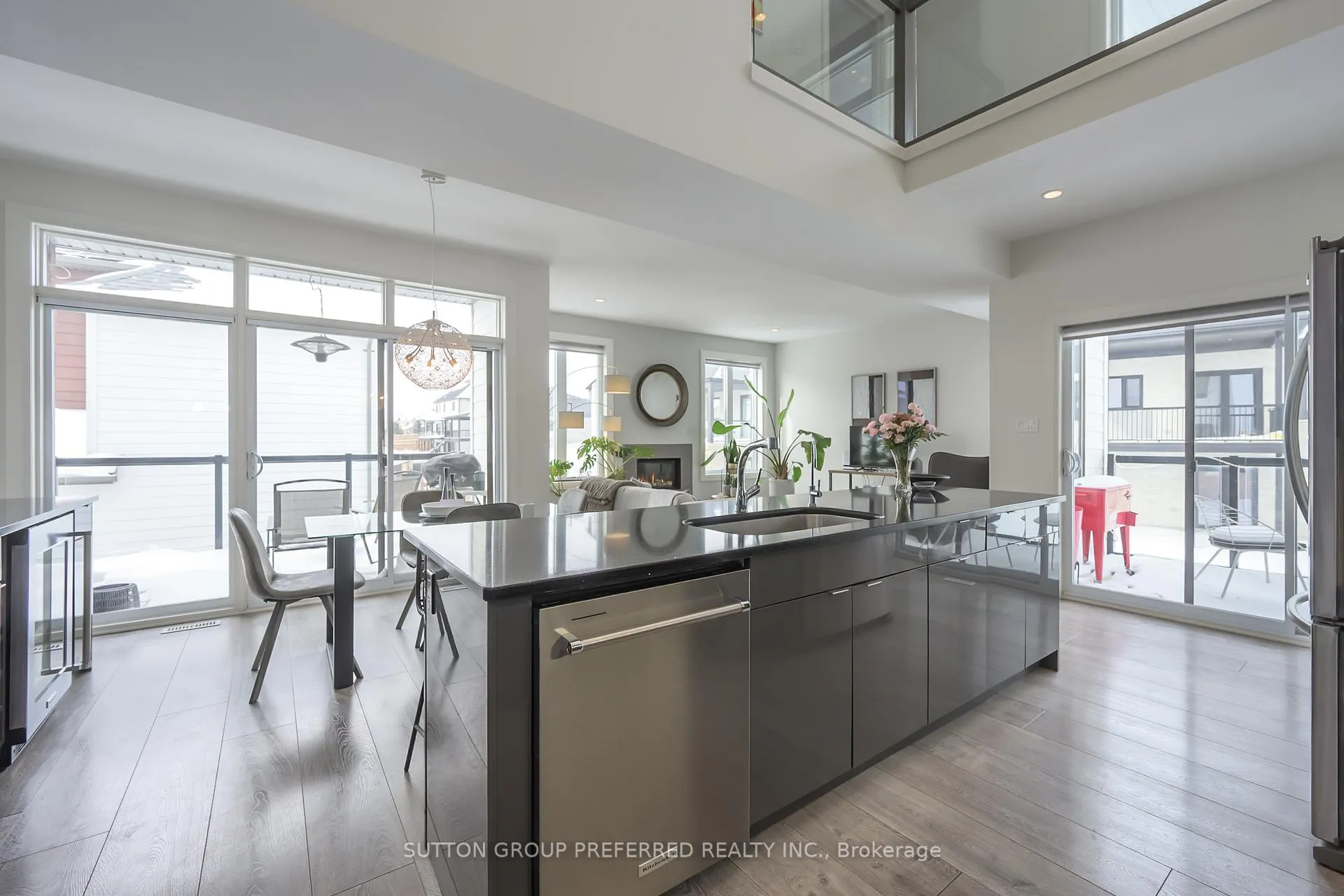 Photo 17 of 723 Apricot Drive, London, South K — HOMEH