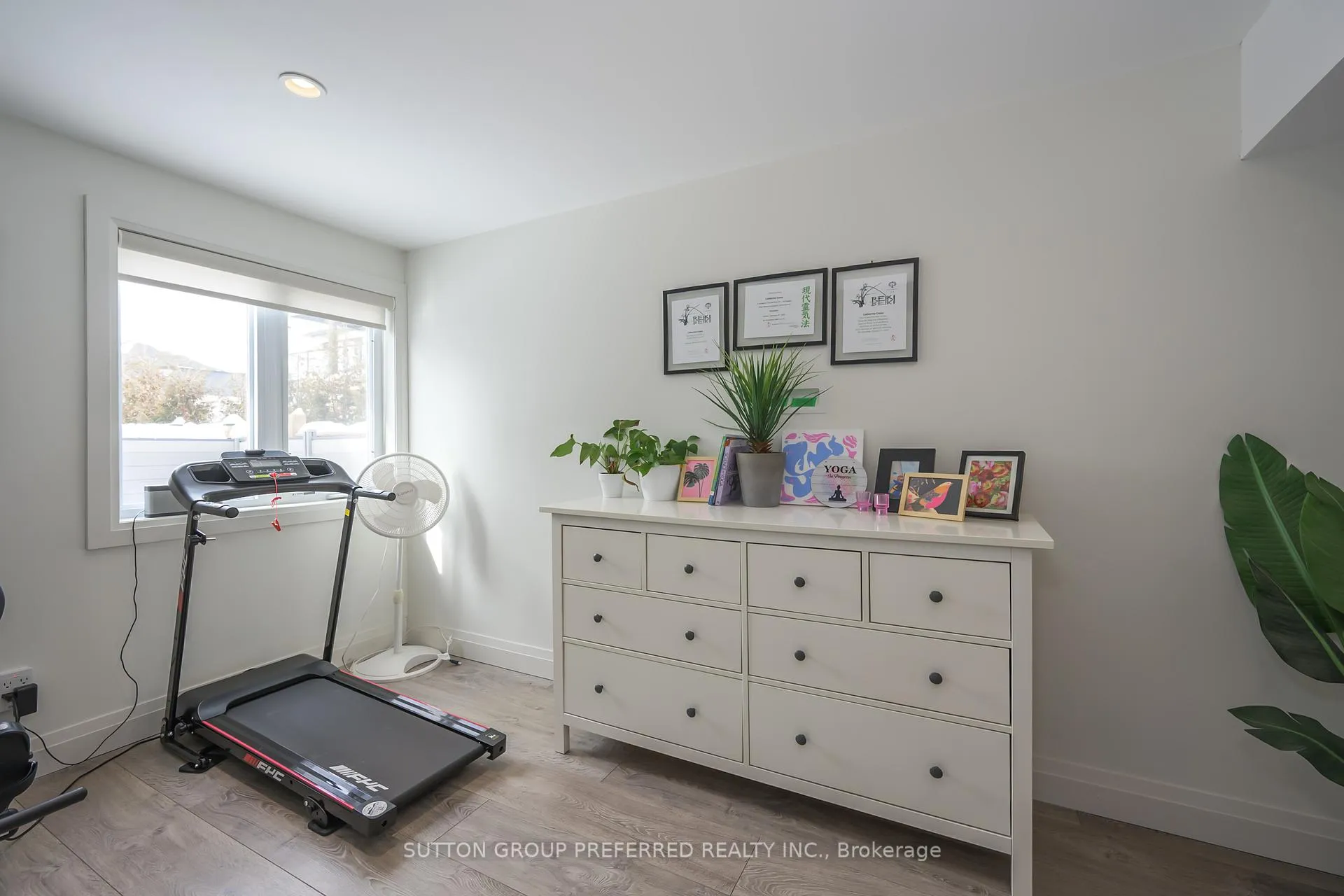 Photo 40 of 723 Apricot Drive, London, South K — HOMEH
